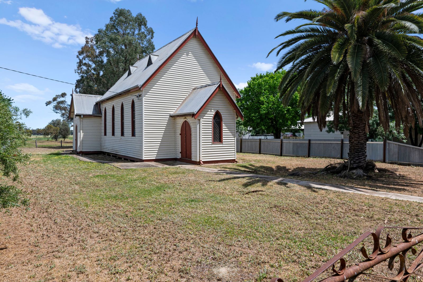 33 Halls Road, Goorambat VIC 3725