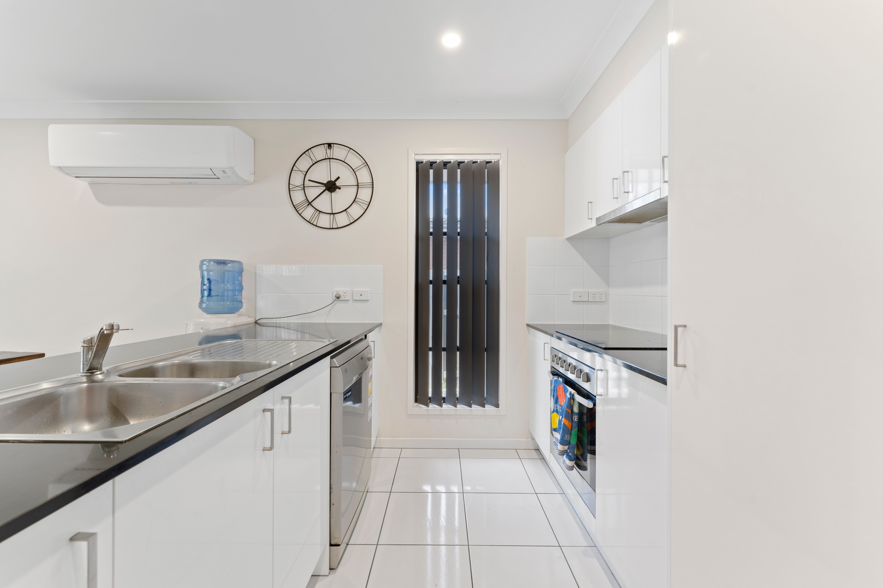 22 Bloomfield Avenue, Park Ridge, QLD 4125