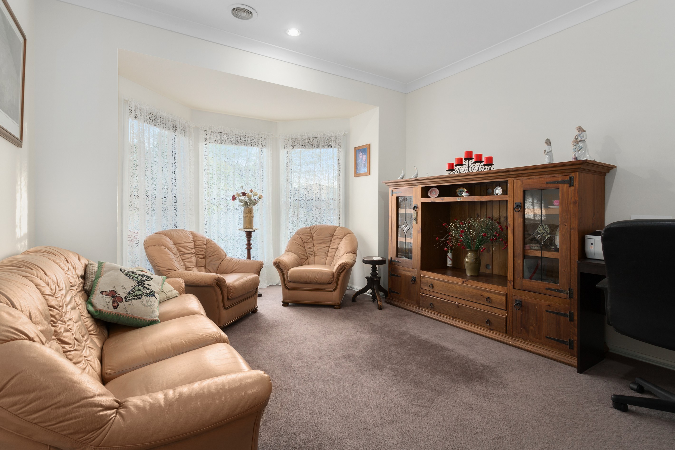 64 Oaklands Way, Pakenham, VIC 3810