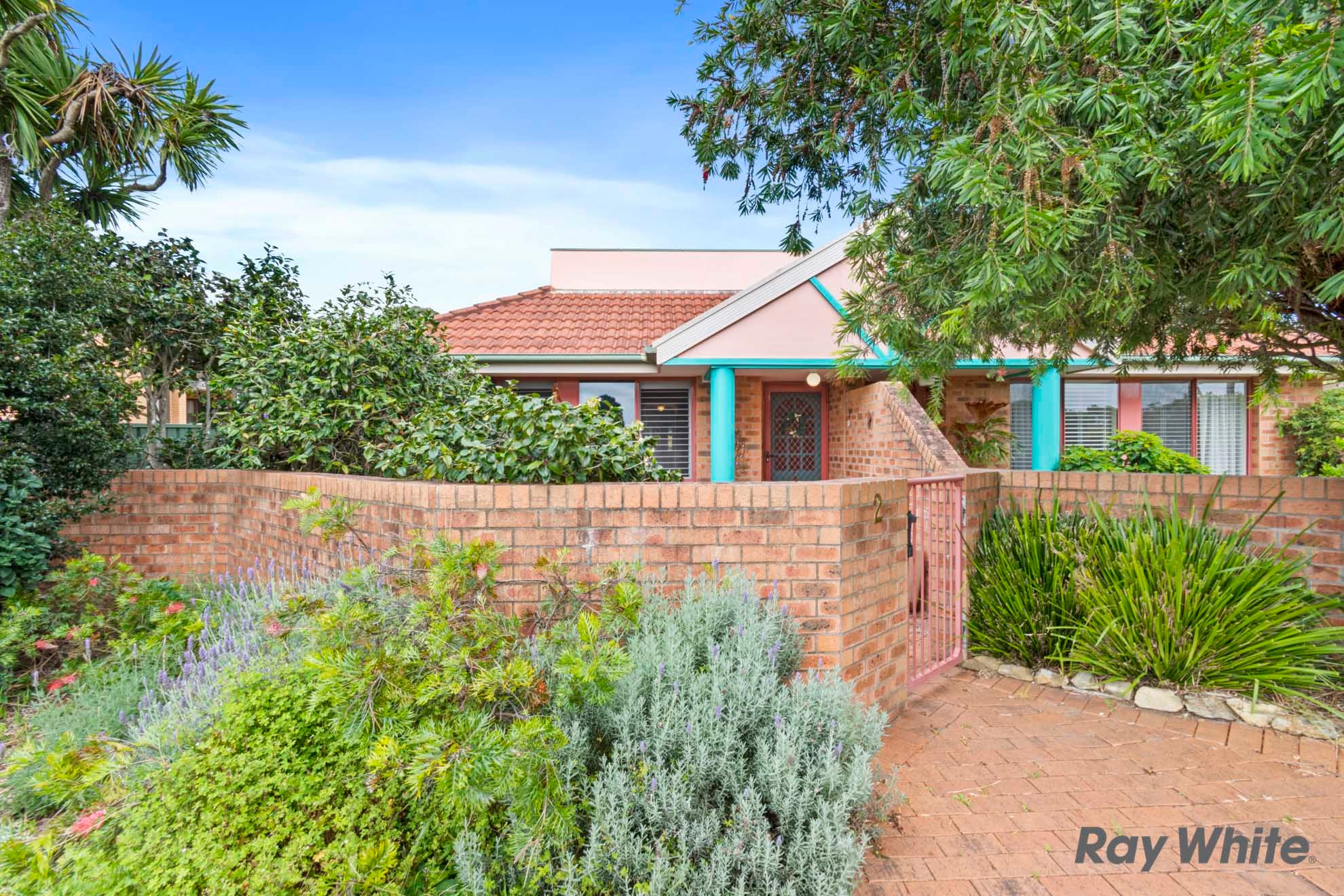 2/212 Beach Road, Batehaven, NSW 2536