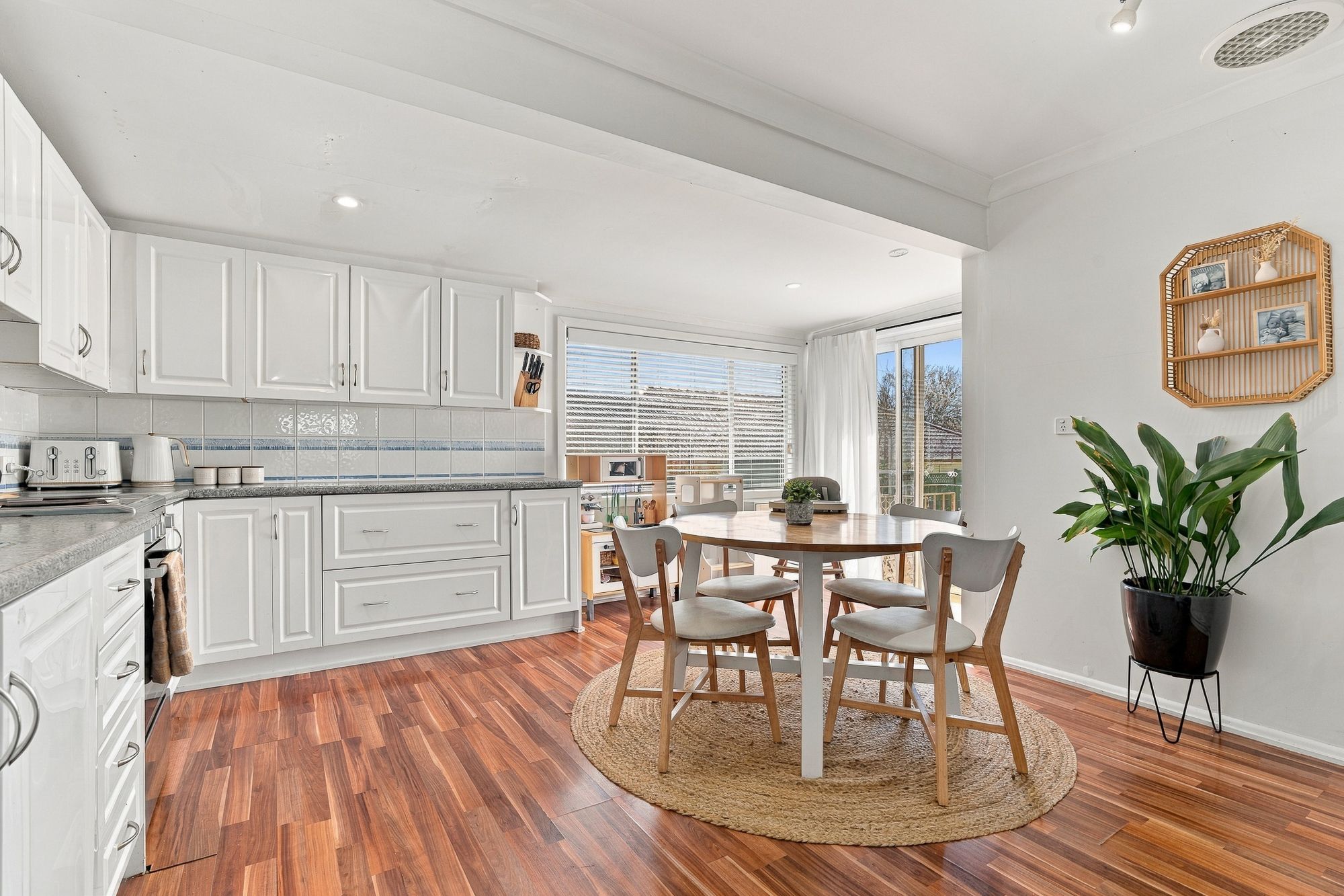 69a Molong Street — photo 5 of 17