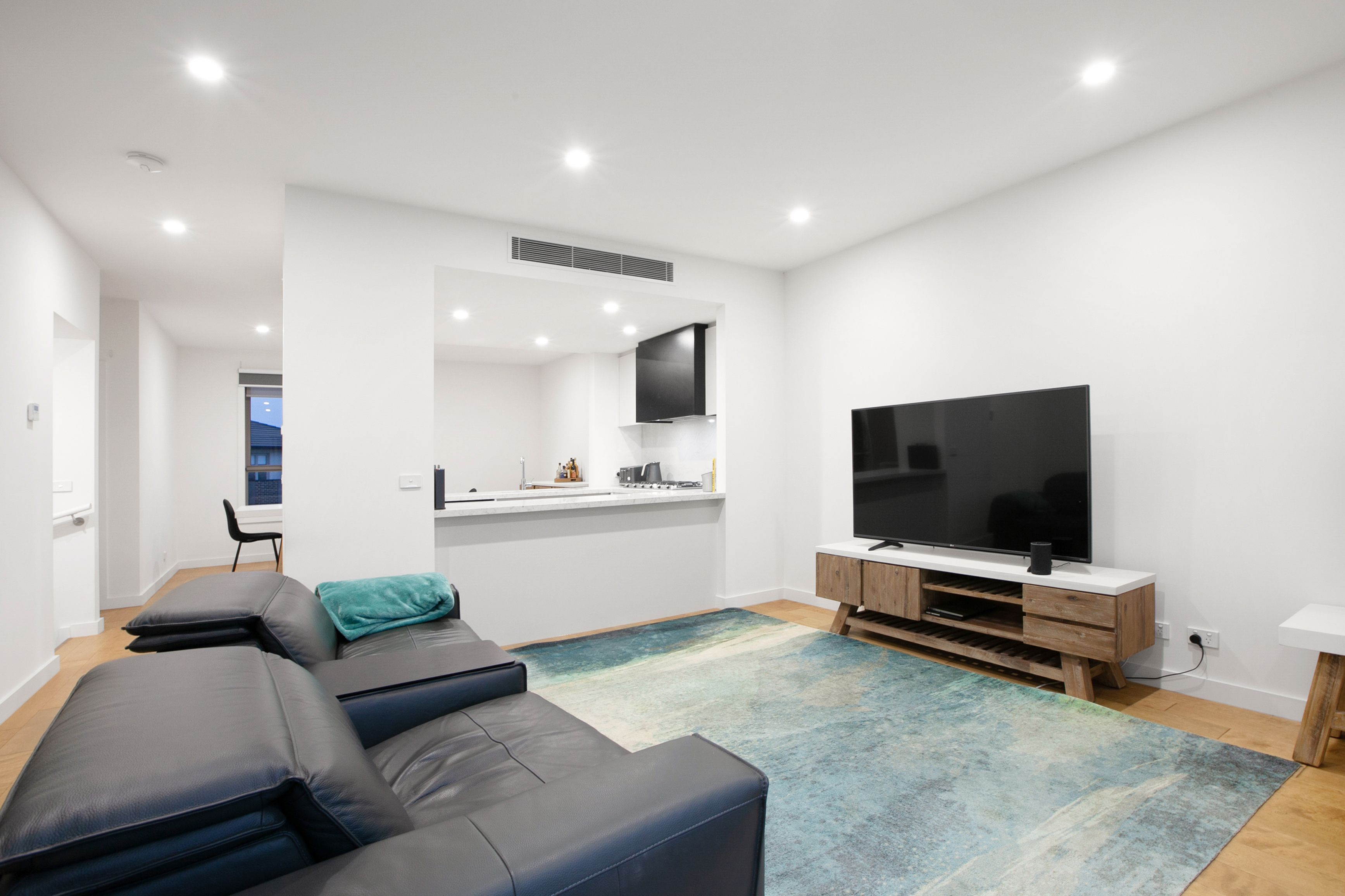 14/2 Ambrose Treacy Drive, Bundoora, VIC 3083