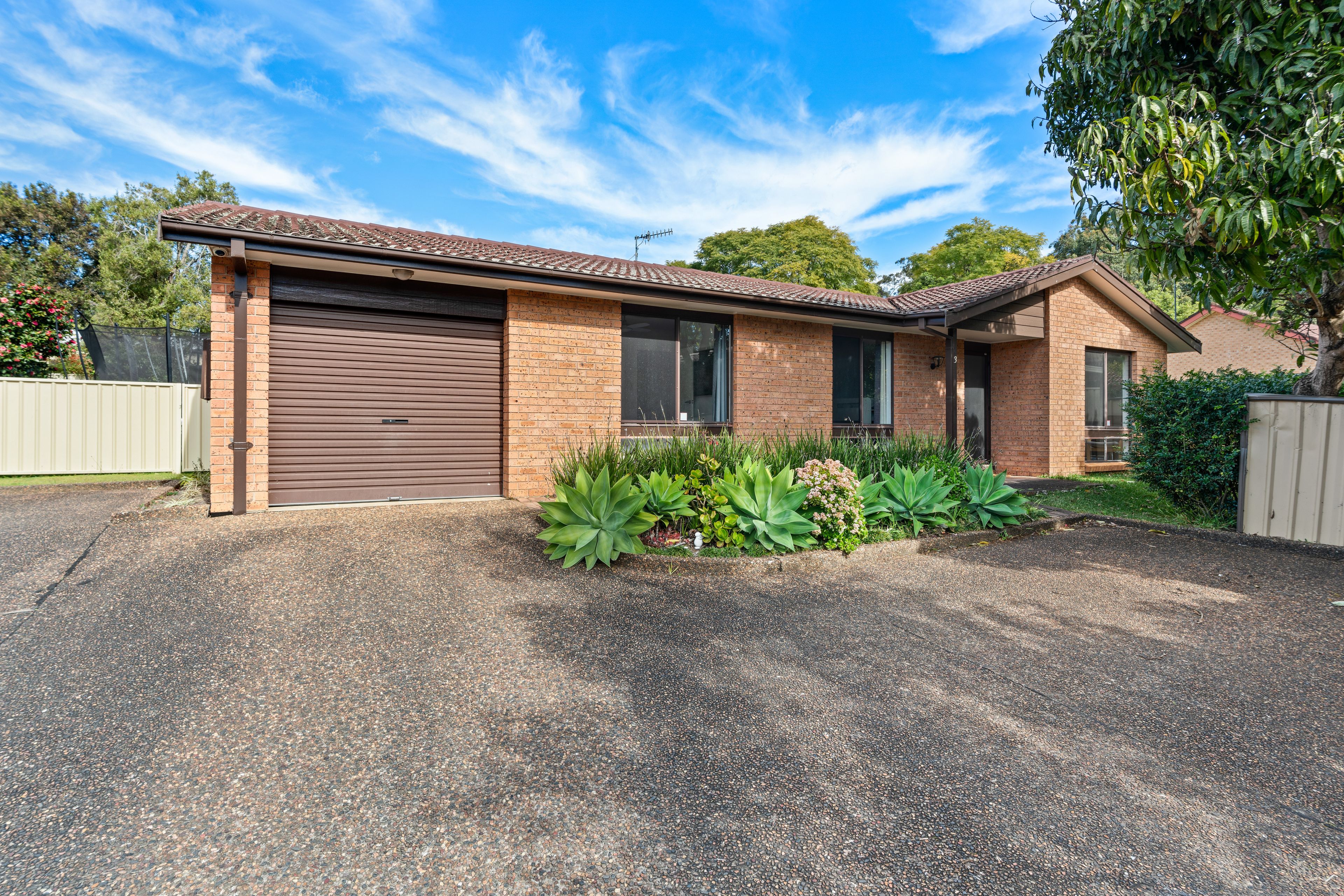 5 Carisbrook Close, Bomaderry NSW 2541