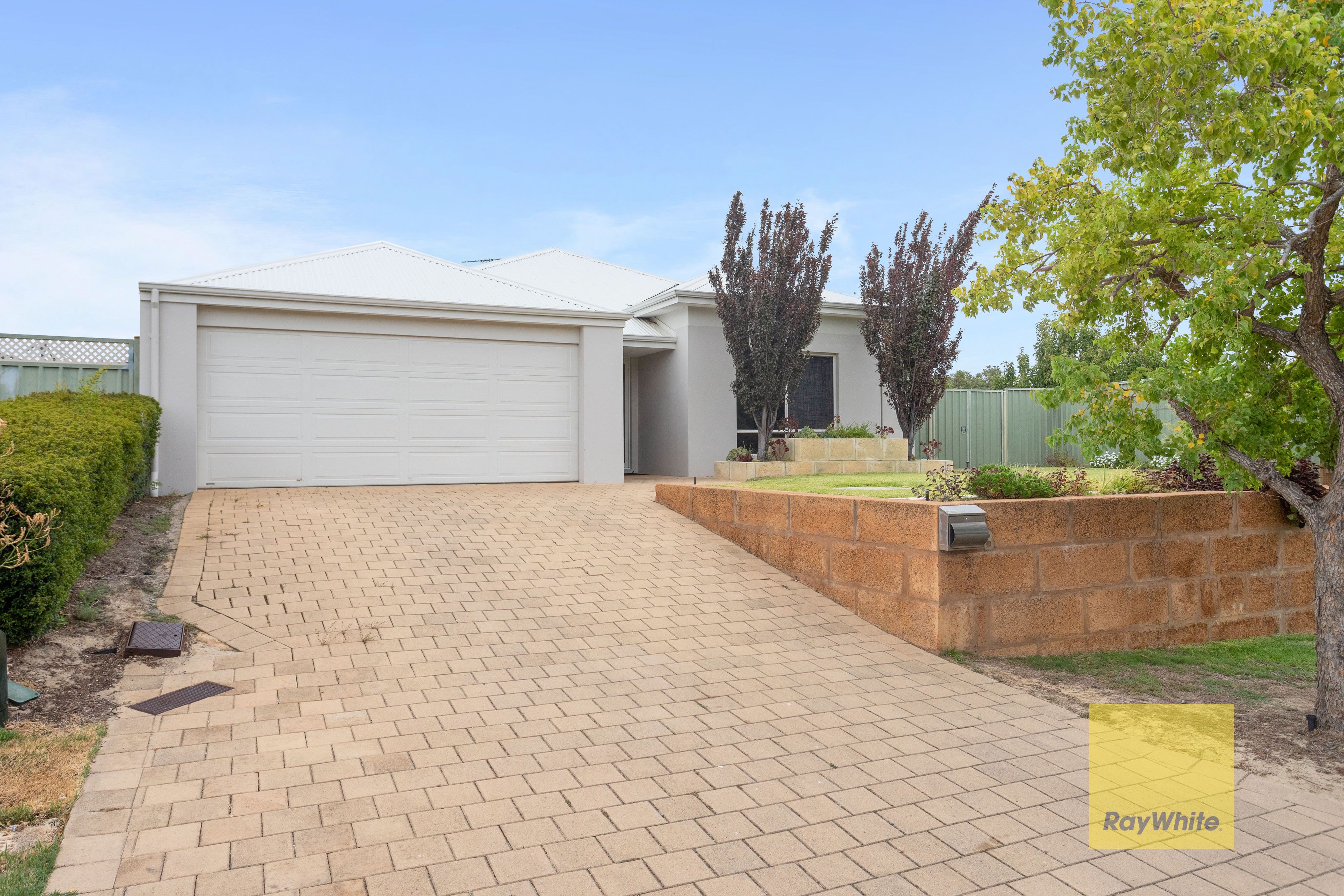 8 Drummond Gardens, Helena Valley, WA 6056