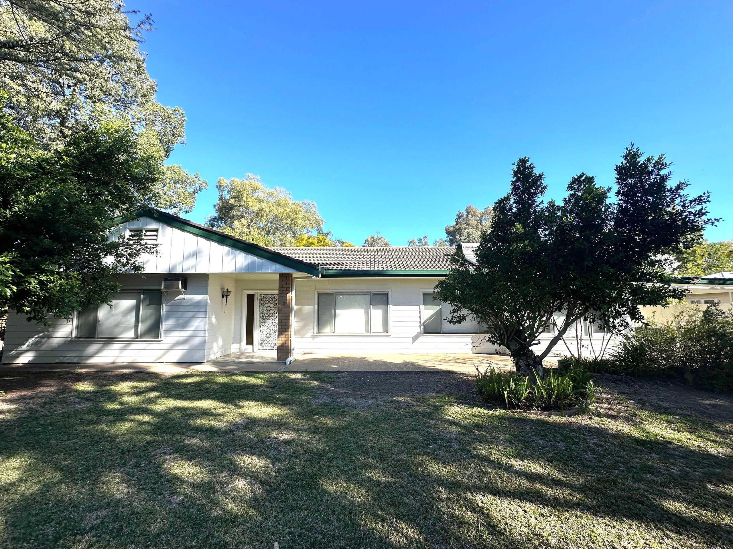 2 Tirzah Street, Moree, NSW 2400