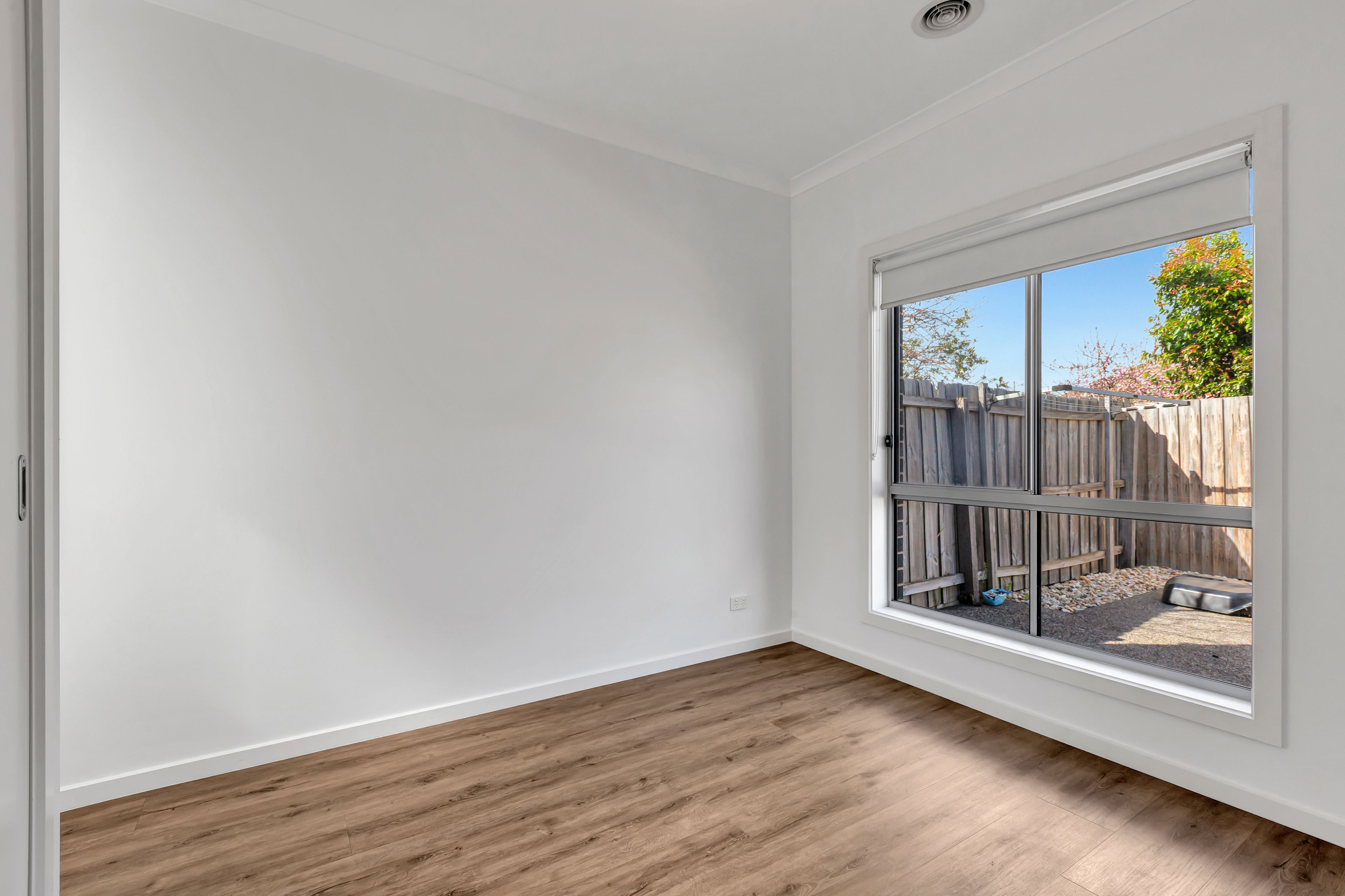 37 Spry Street — photo 8 of 10