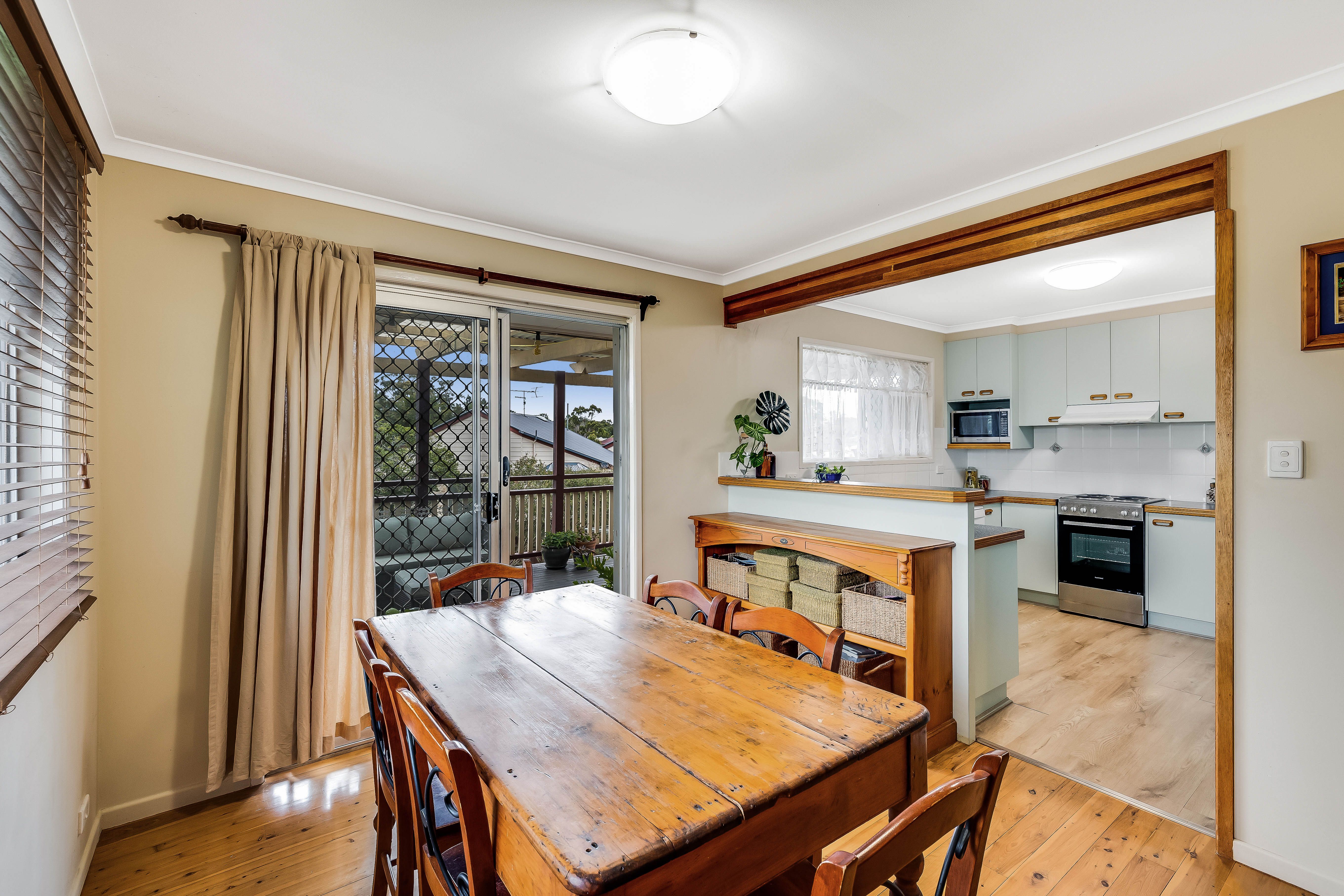 12 Debra Street, Centenary Heights, QLD 4350