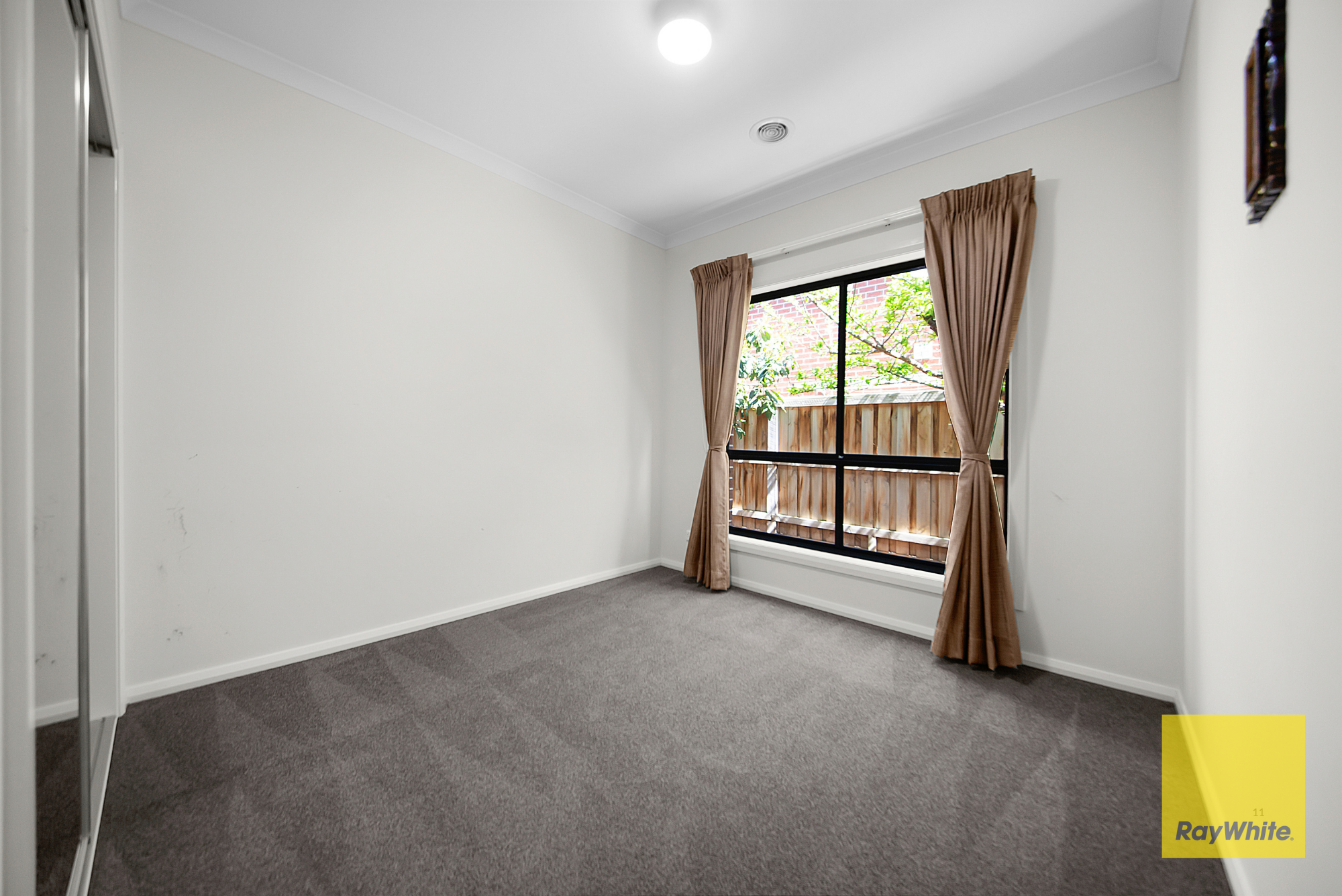 6 Kittyhawk Road — photo 13 of 19