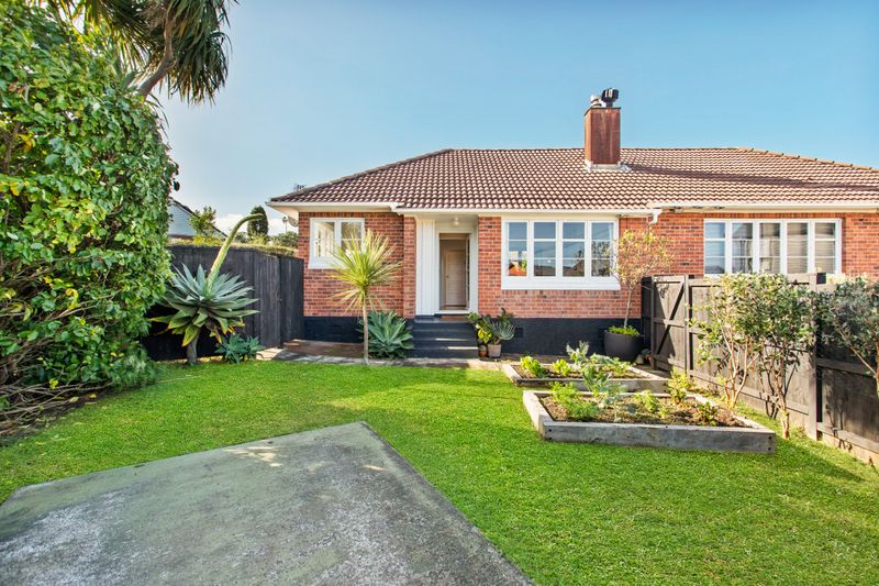 Get on the Ladder! - Mount Albert