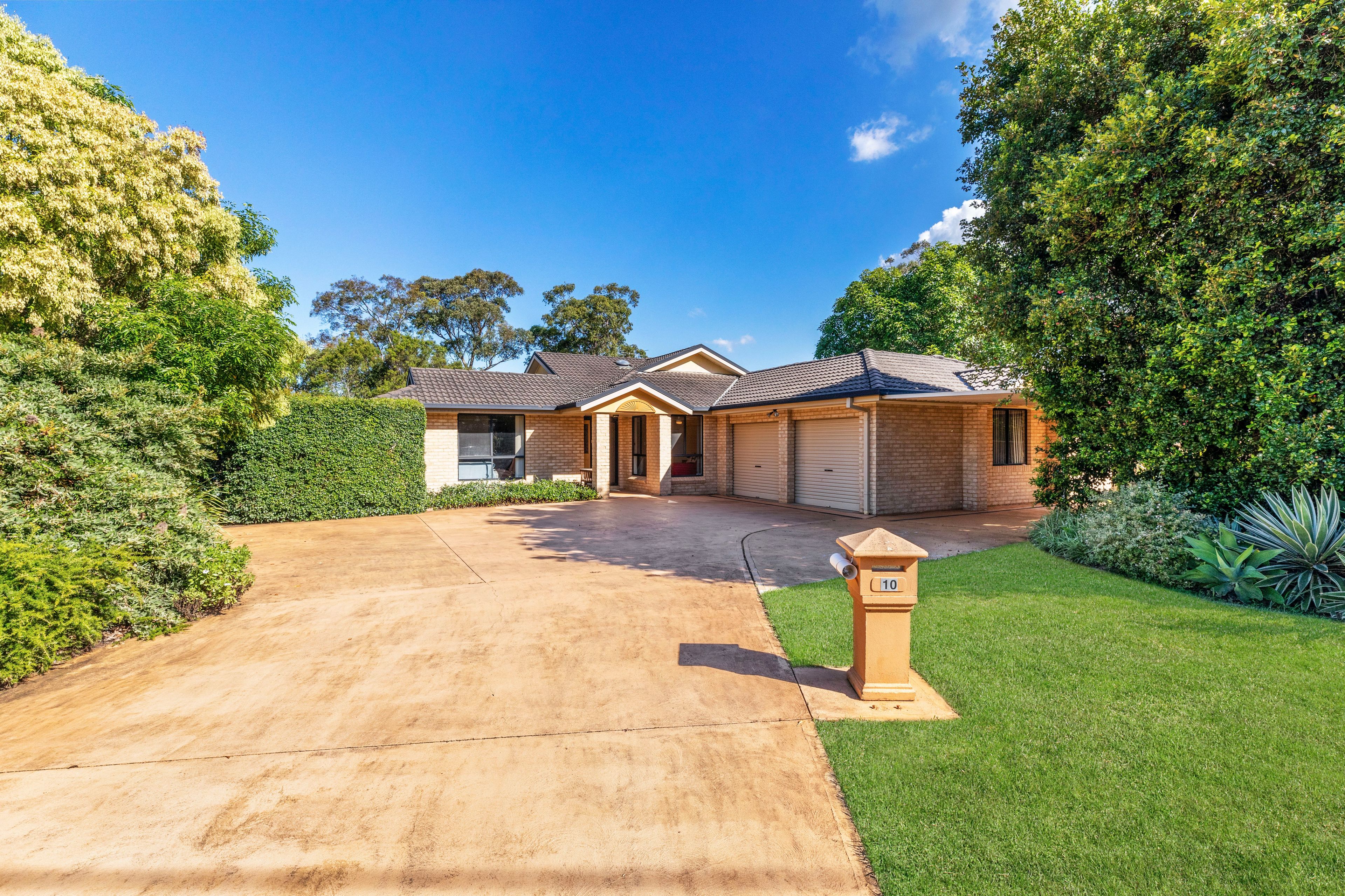 10 Woodlands Way, Medowie NSW 2318