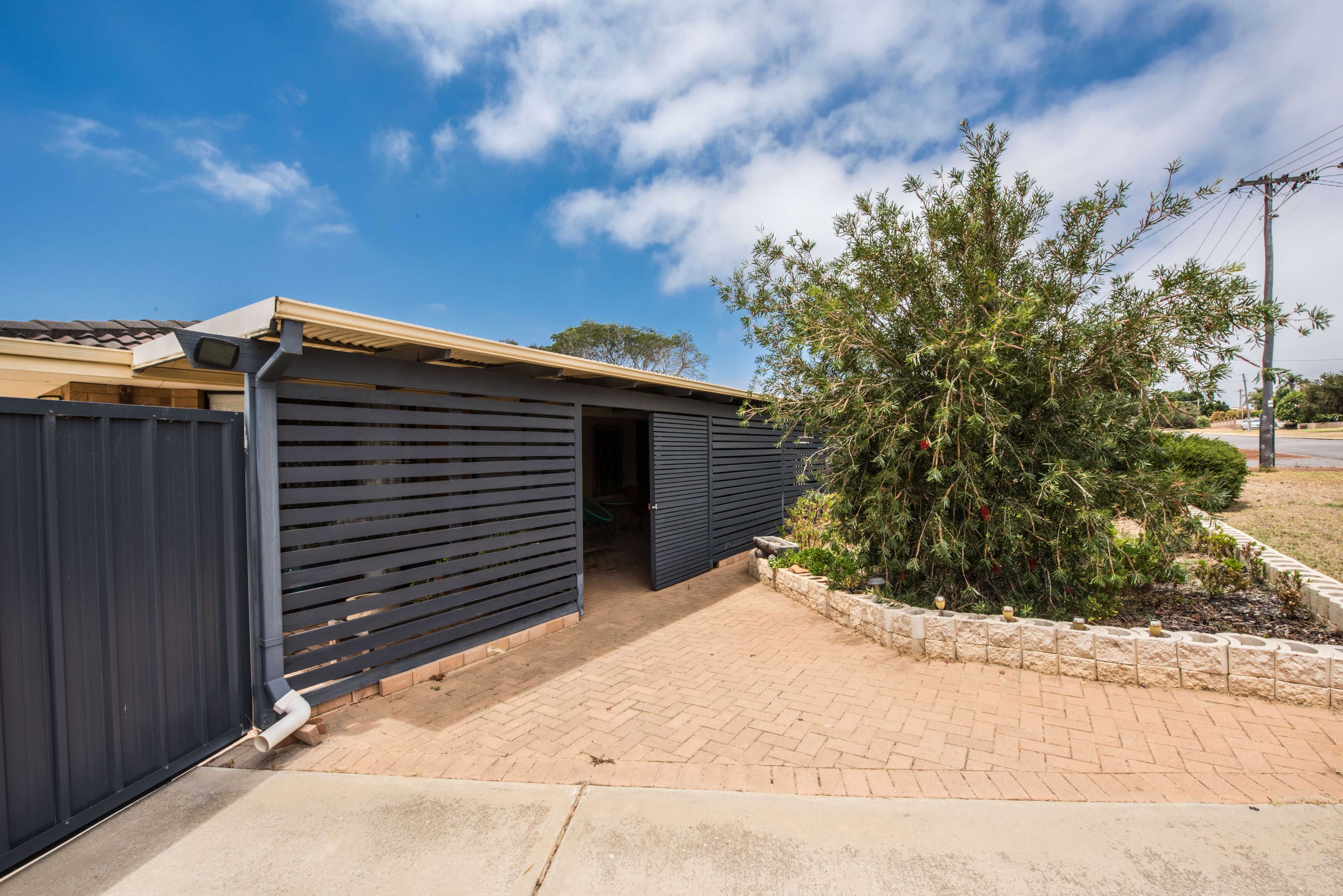 18 Mellows Place, Rangeway, WA 6530