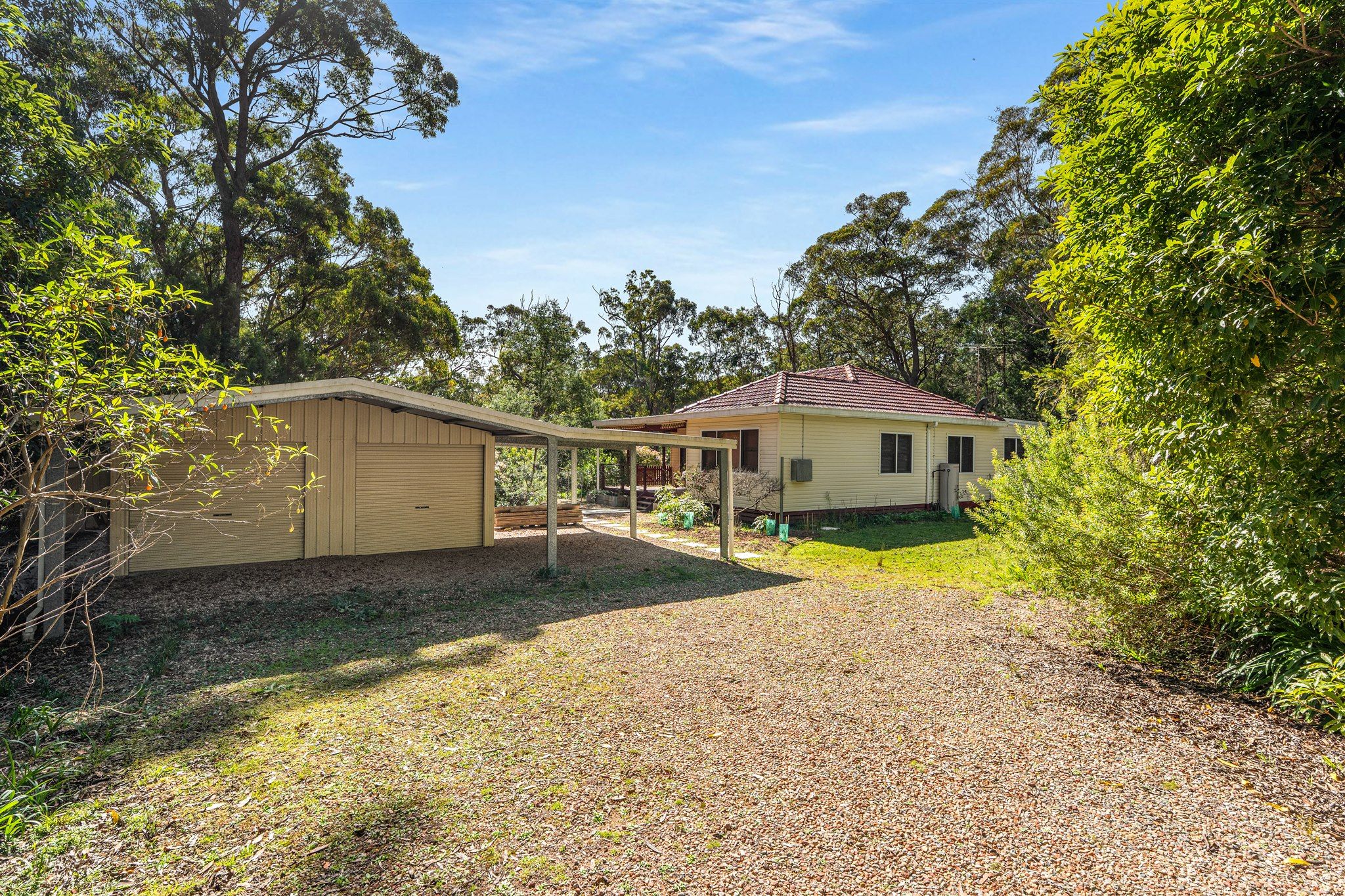 10 Rocky Waterholes Road, Hill Top NSW 2575