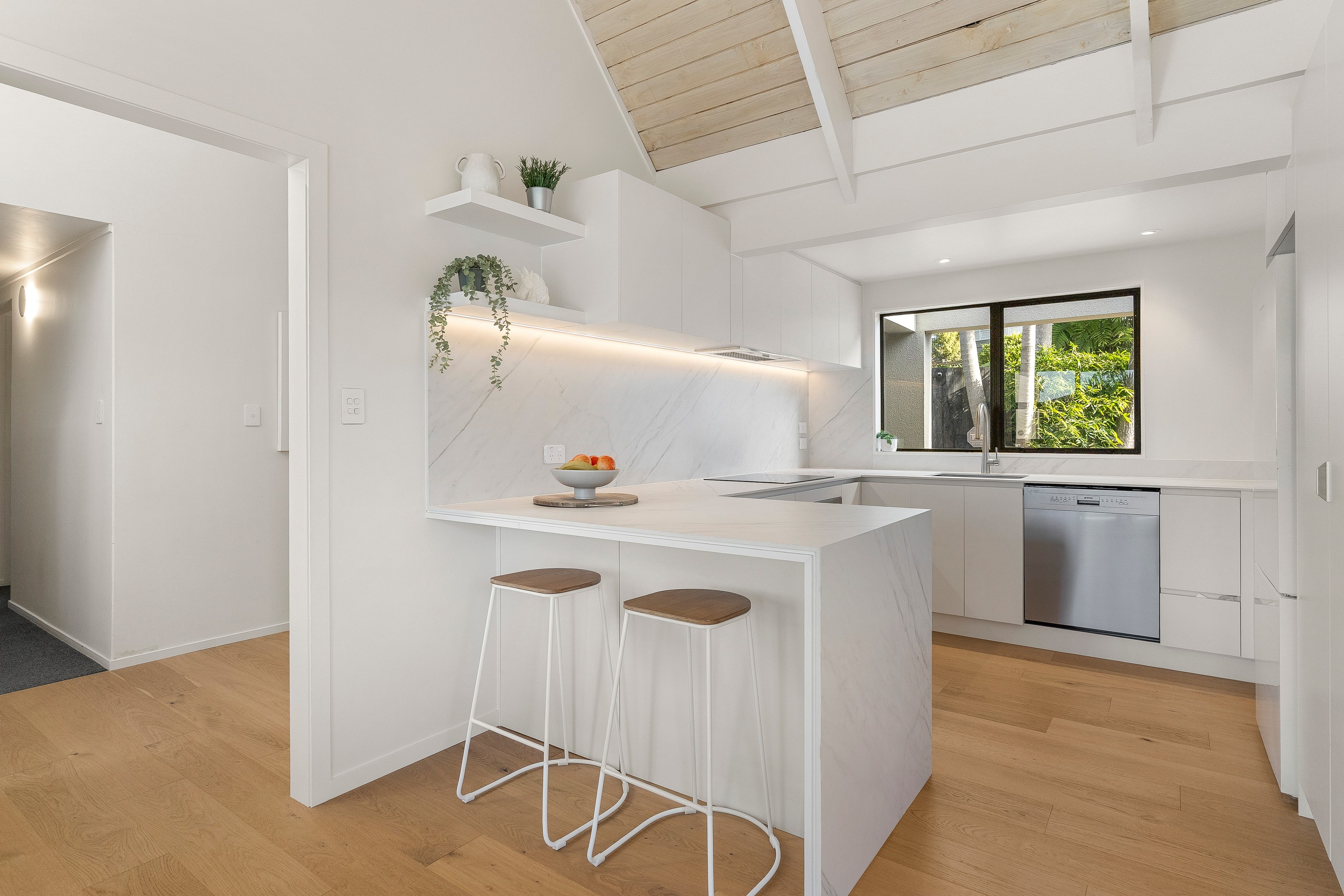 1/131 Carlisle Road, Browns Bay, North Shore City