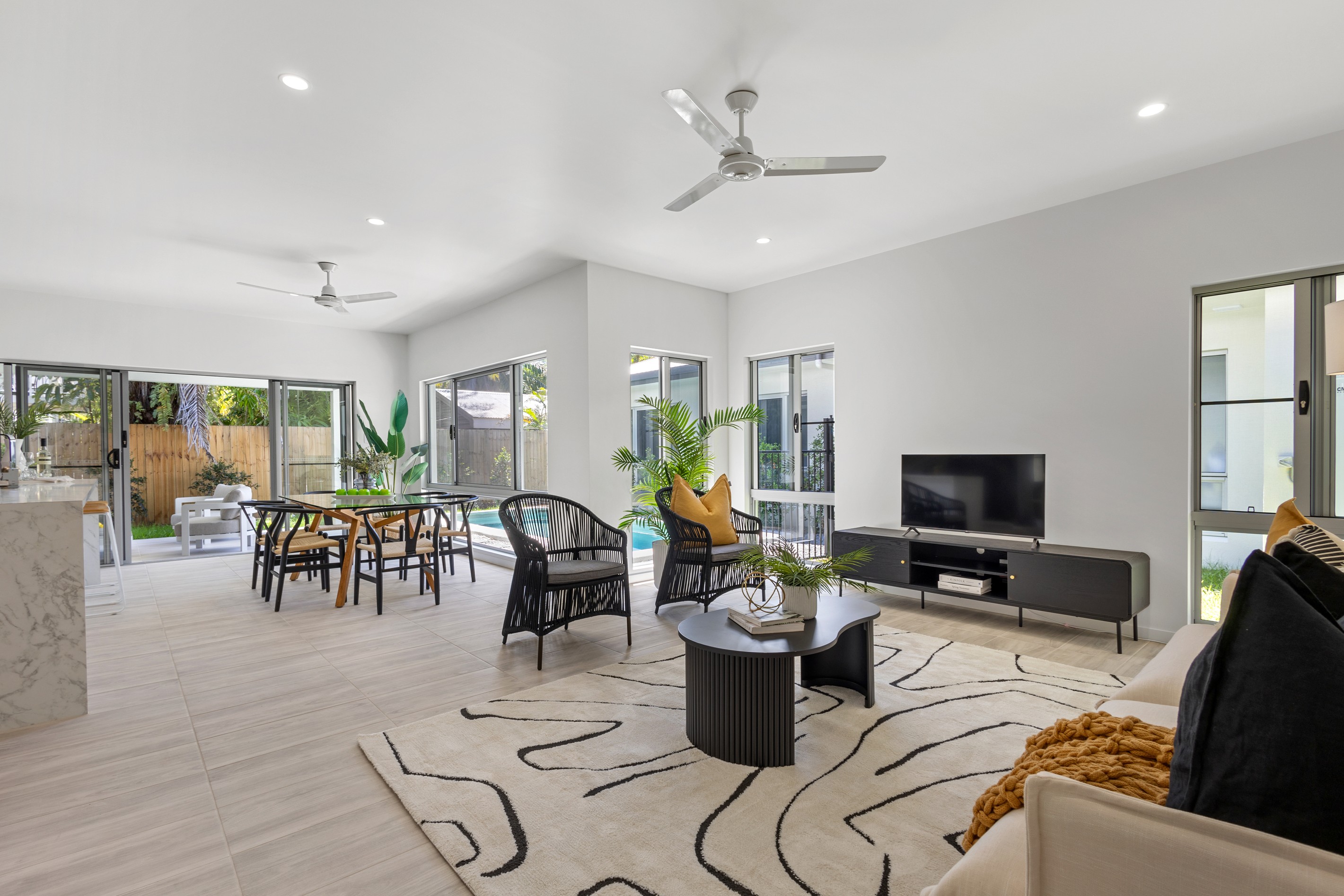 2/2 St Crispins Avenue, Port Douglas, QLD 4877