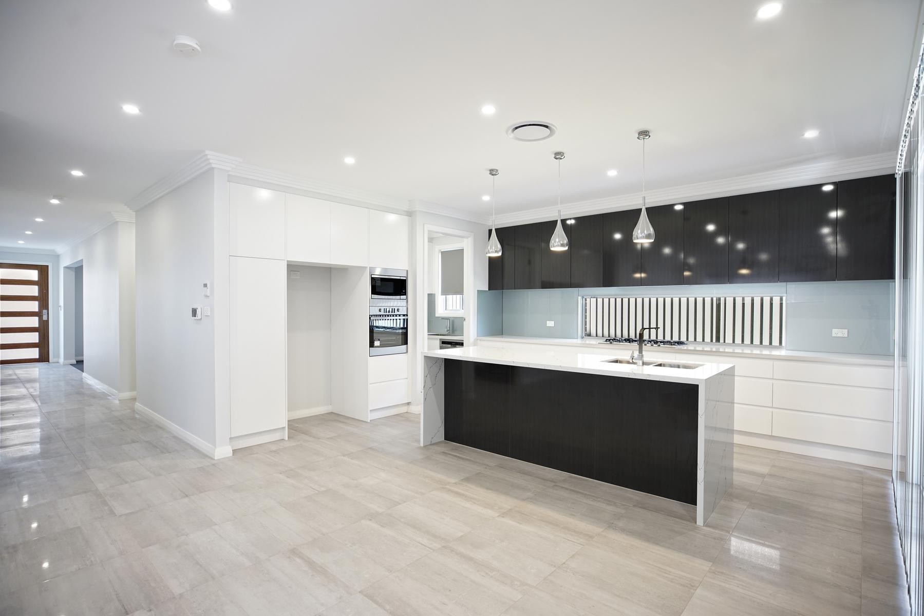 8 Galloway Road, Glenmore Park, NSW 2745