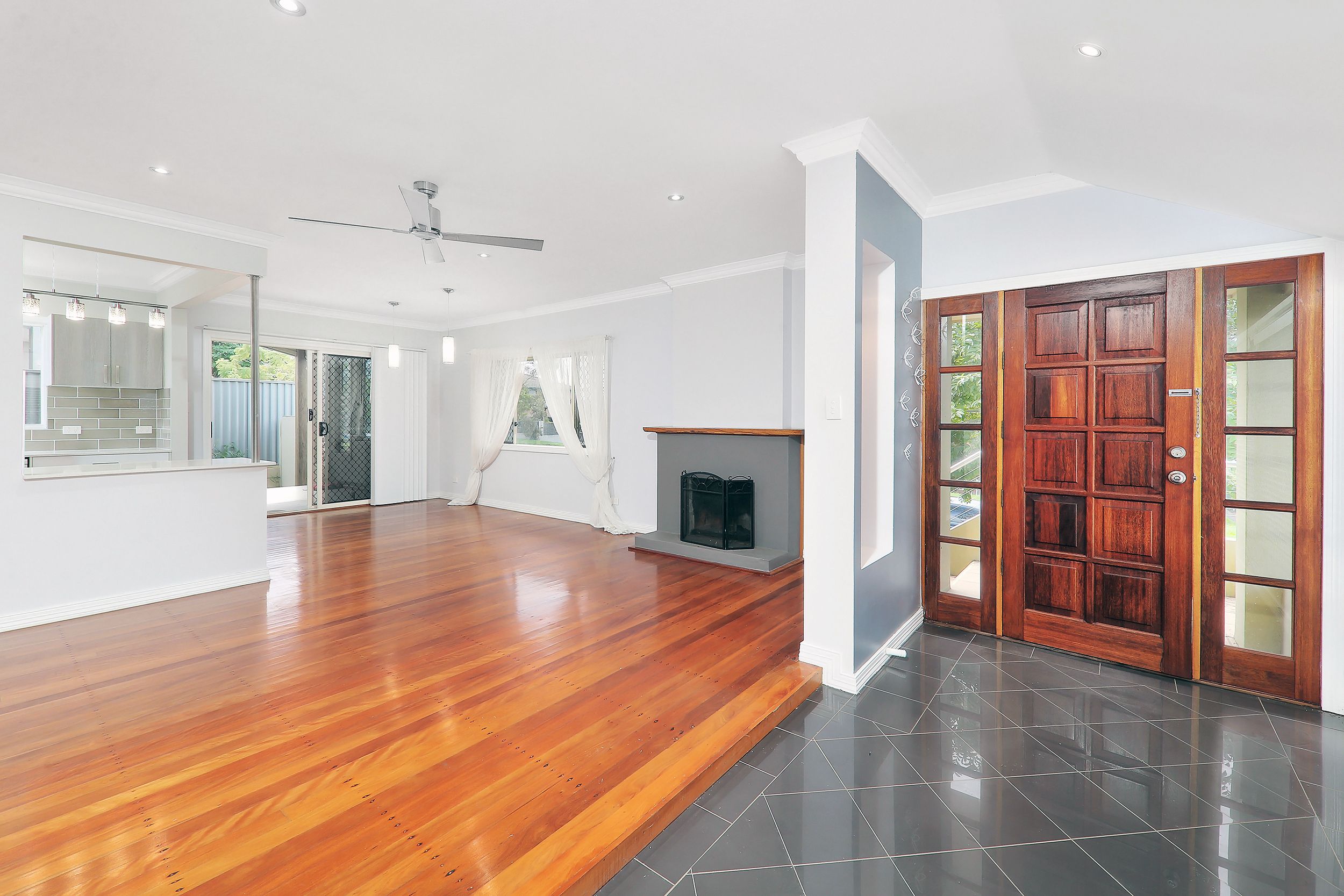 15 Romanette Street, Mansfield, QLD 4122