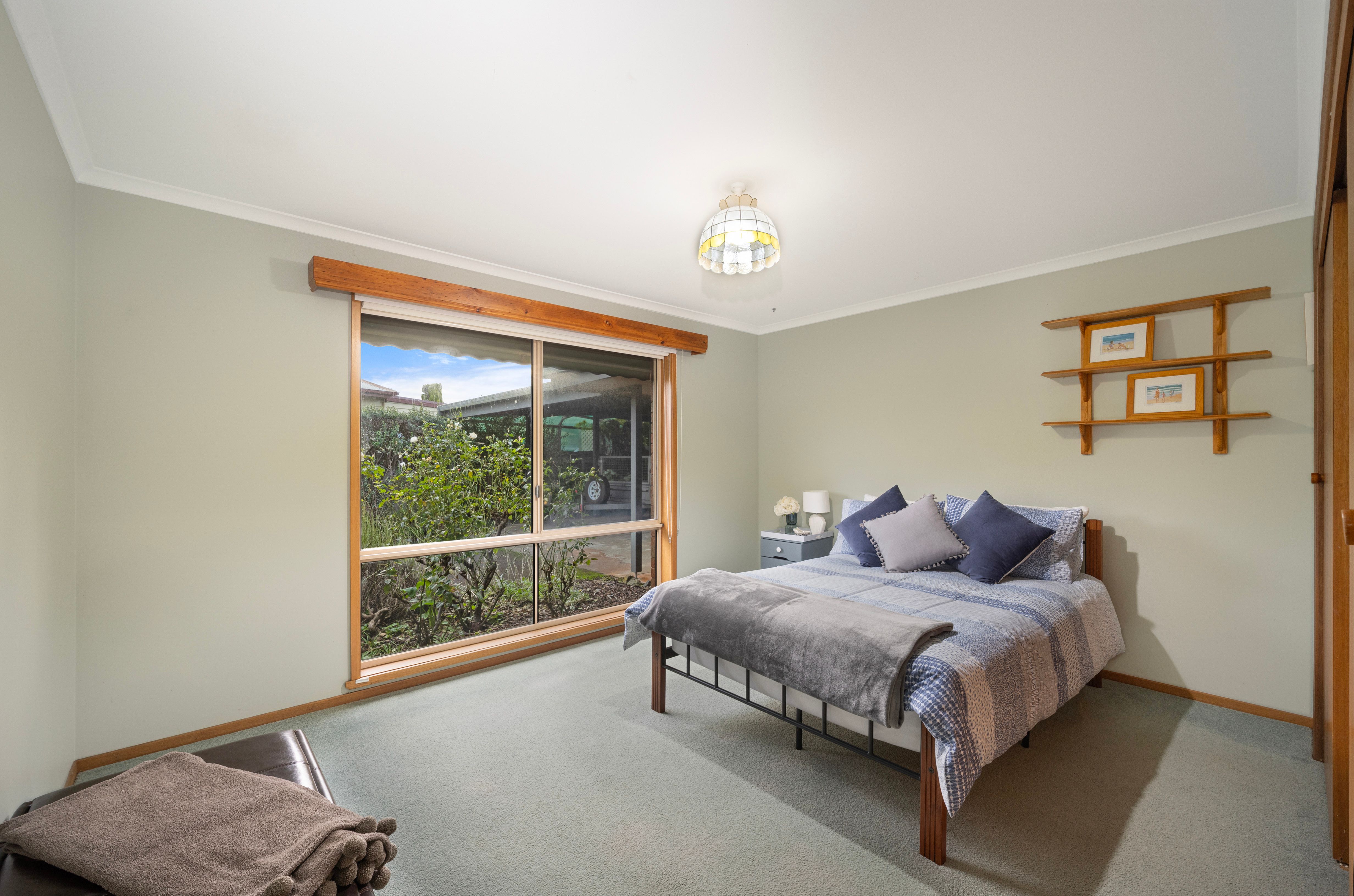 14 Paton Street — photo 9 of 12