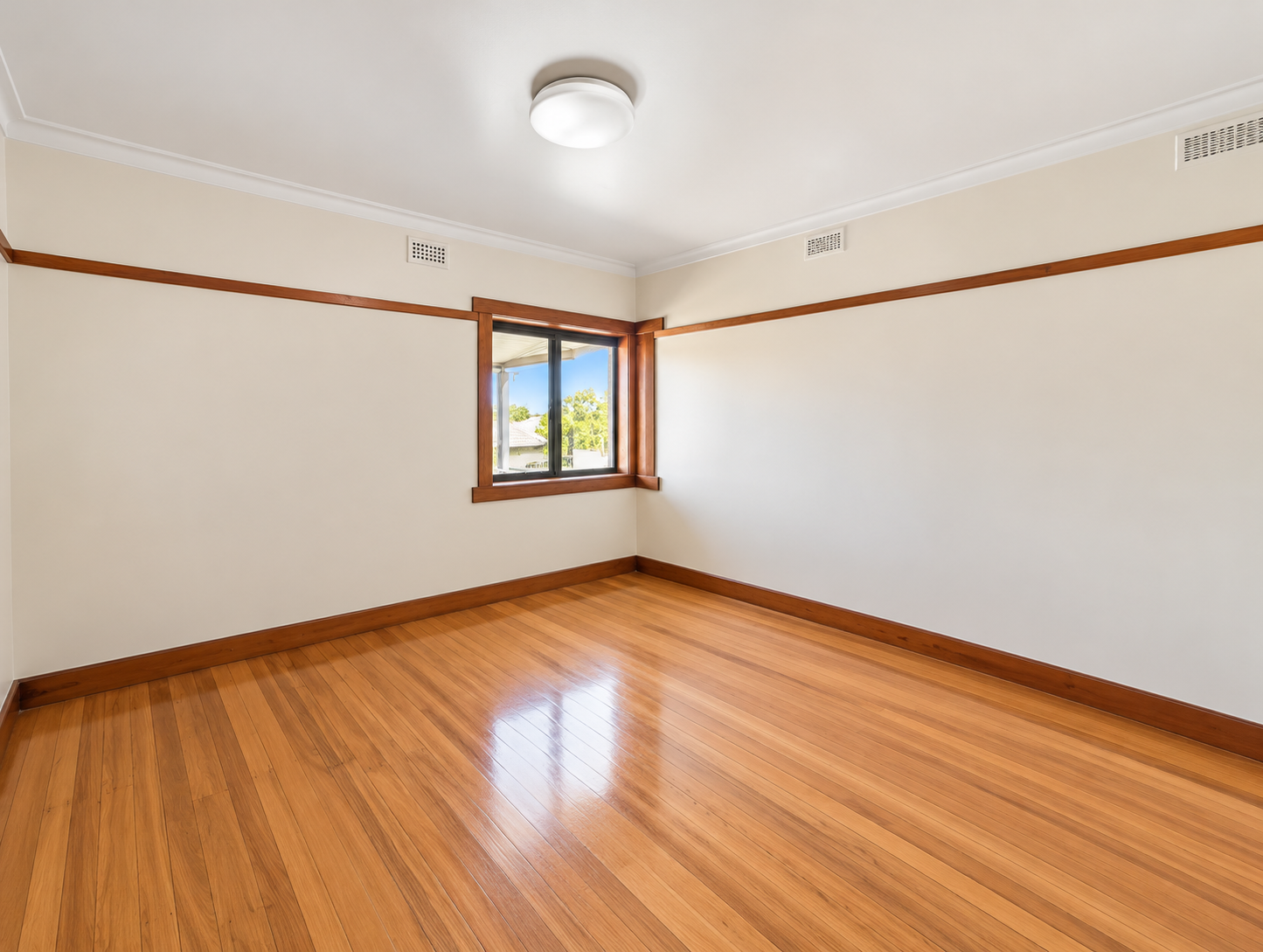 155 Tarleton Street — photo 4 of 9