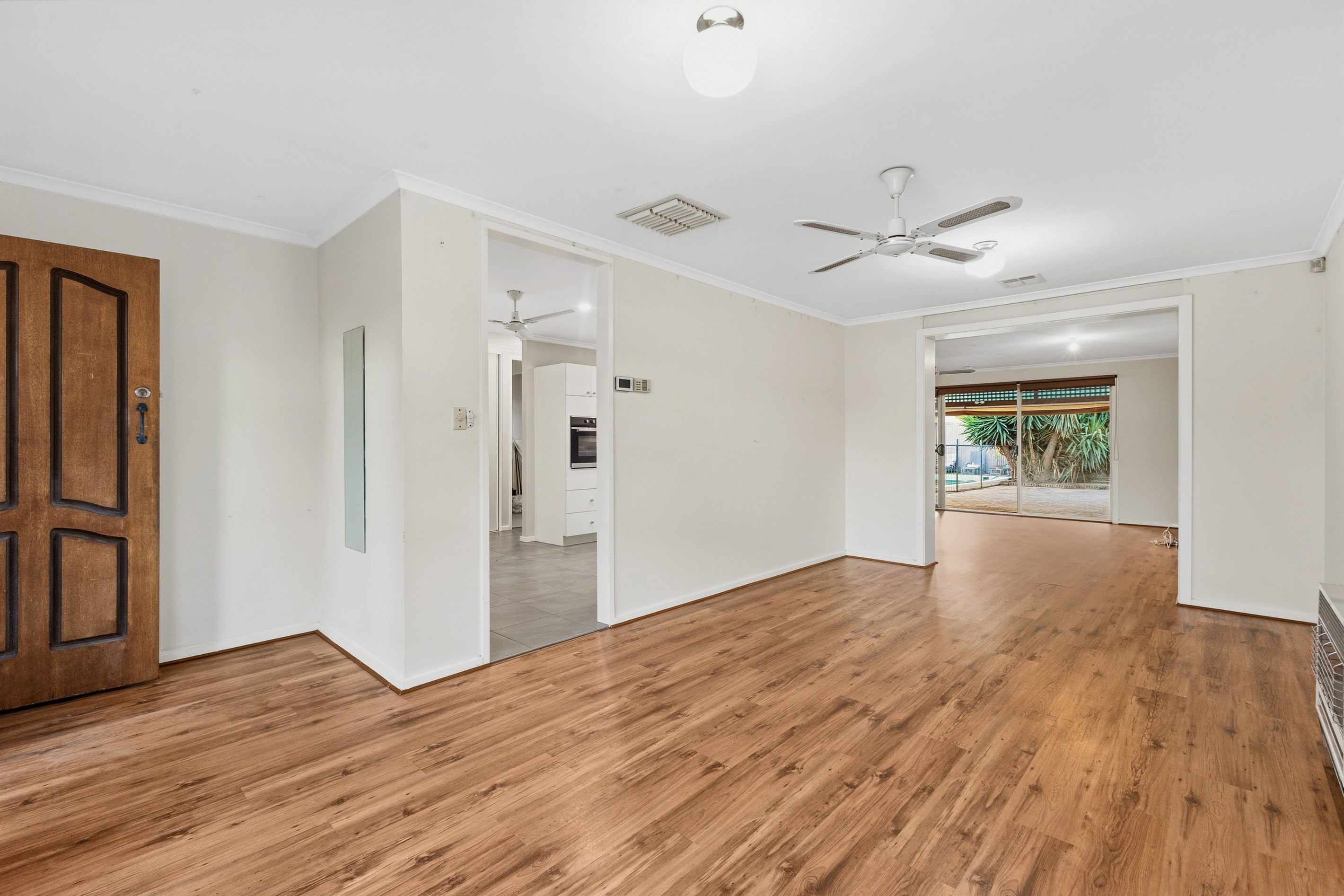 15 Dansie Crescent, Brahma Lodge, SA 5109