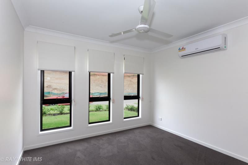 6 Pinnacle Way, Pimpama, QLD 4209