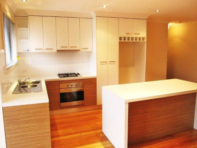 2/25 Dumbarton Street, Reservoir, VIC 3073