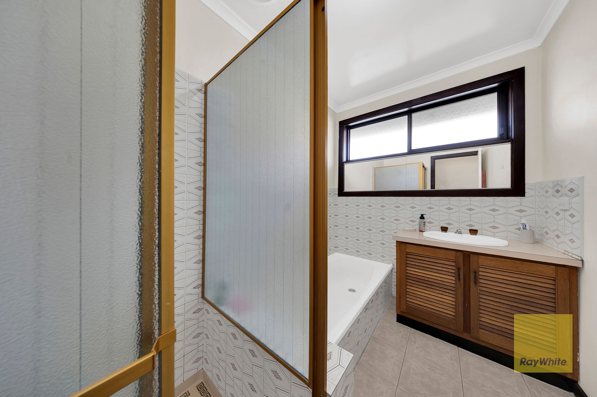 89 Tamar Drive — photo 7 of 19