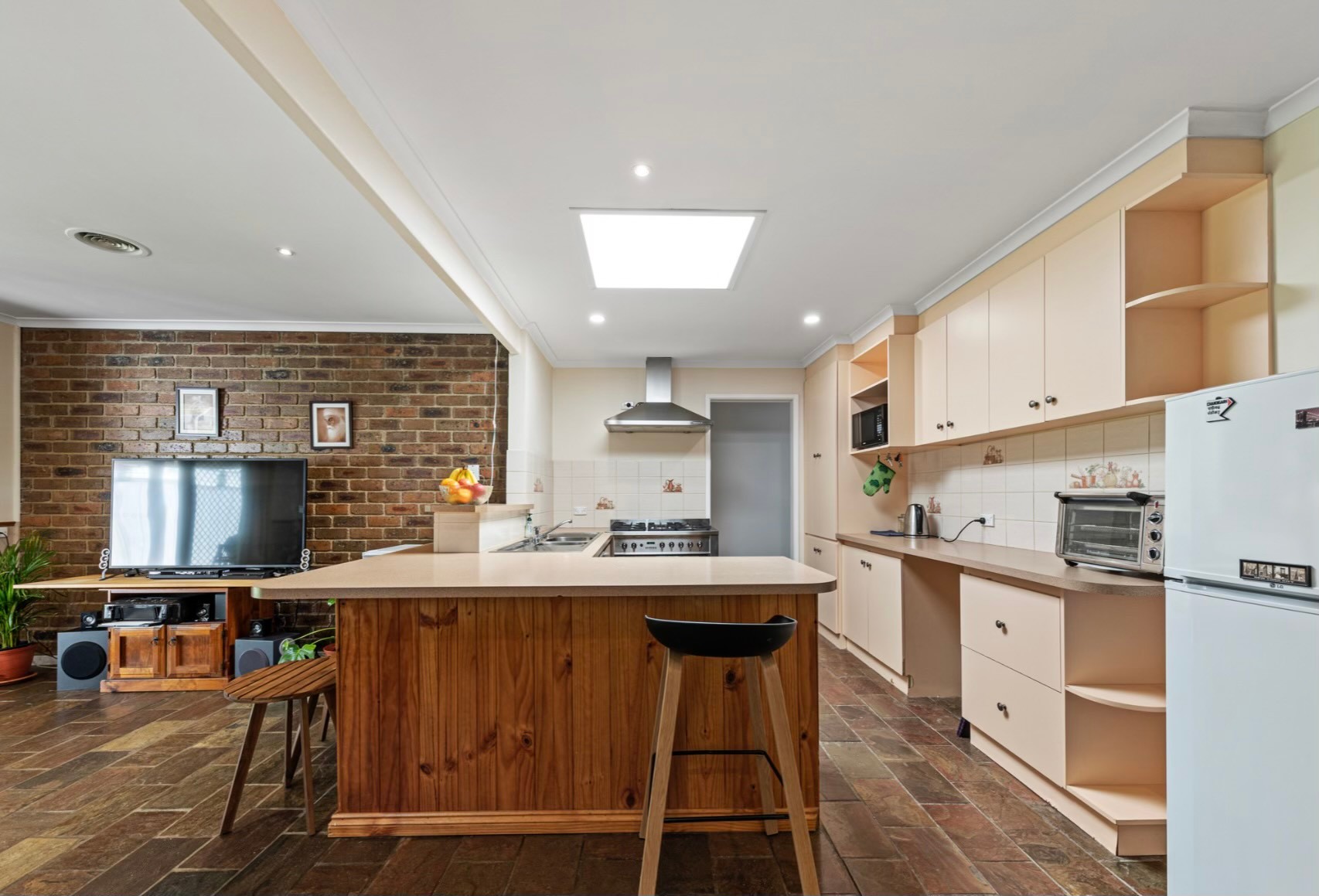 45 Cameron Way, Pakenham, VIC 3810