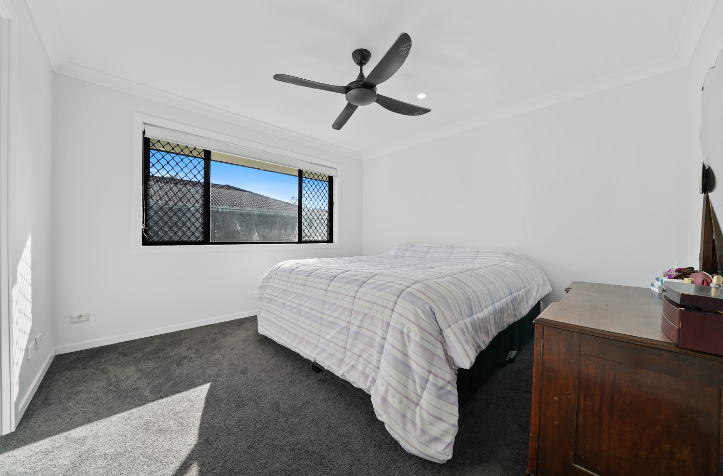 1/12 Maud Street — photo 13 of 20