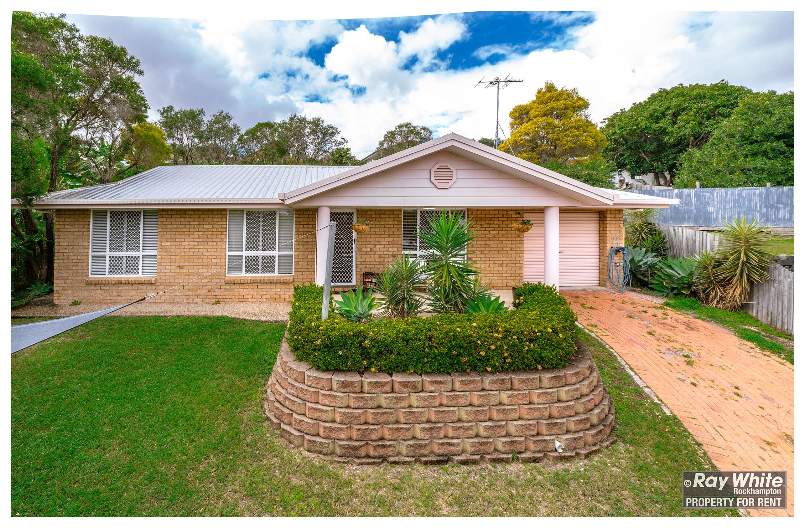 19 Jeffries Street, The Range, QLD 4700