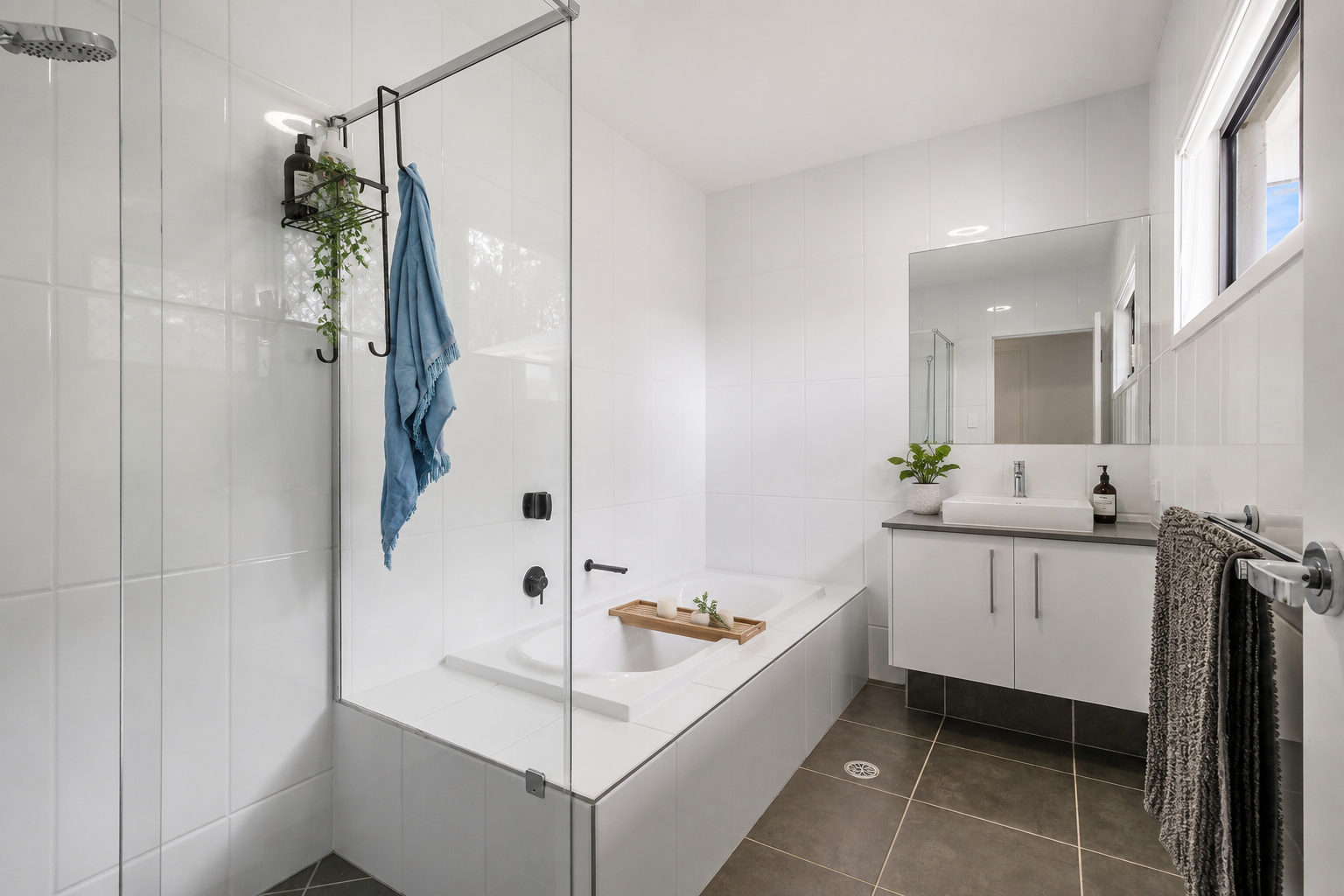 18 Bloomfield Street — photo 13 of 17