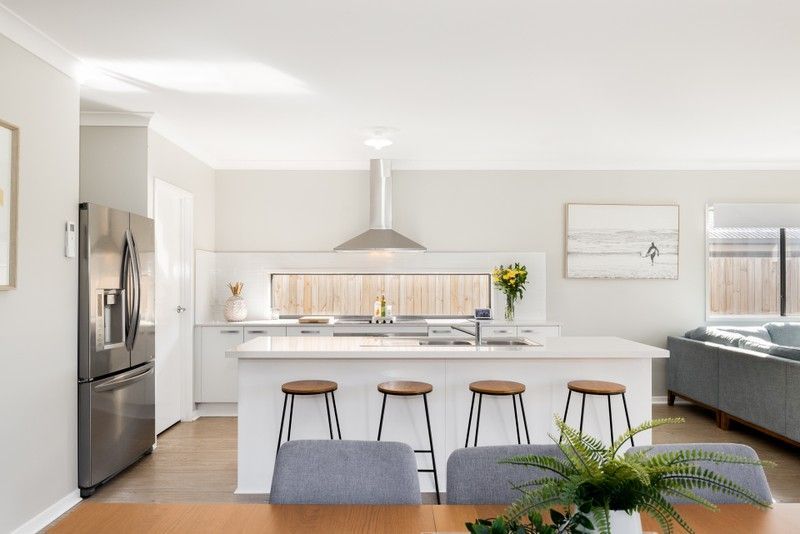 13 Mount Greville Way — photo 4 of 7