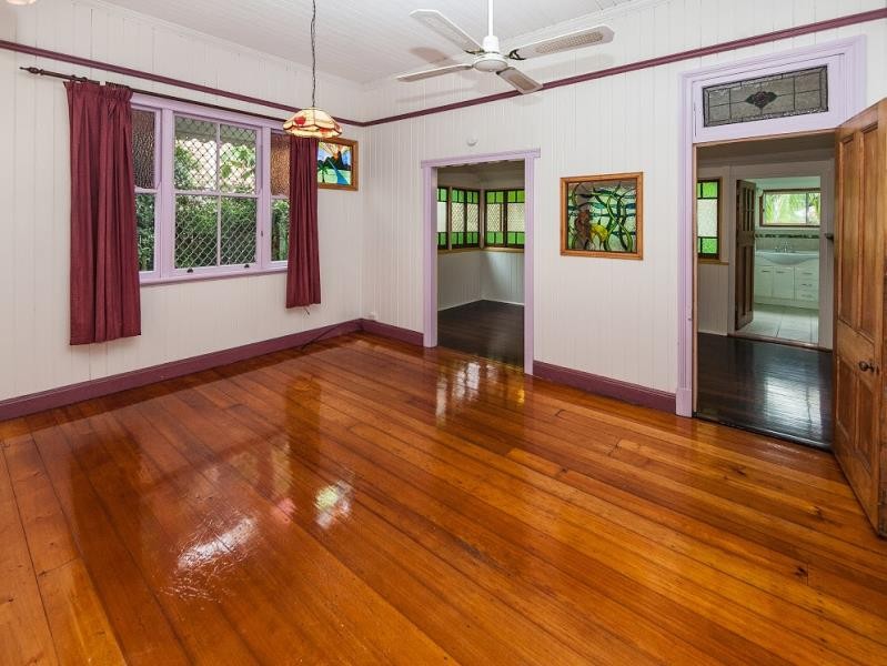 6 Soudan Street, Bardon, QLD 4065
