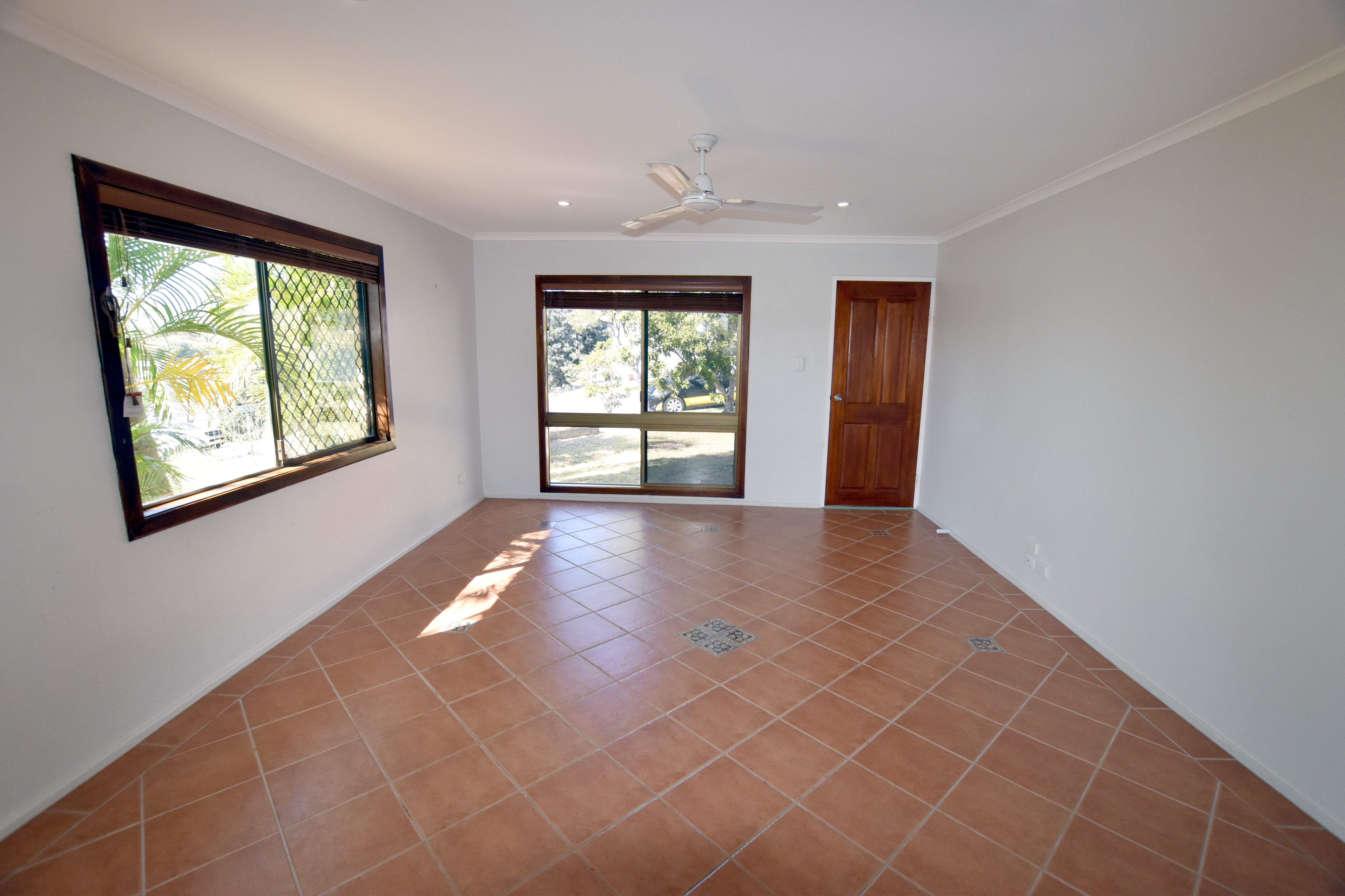 31 Barramundi Street, Toolooa, QLD 4680