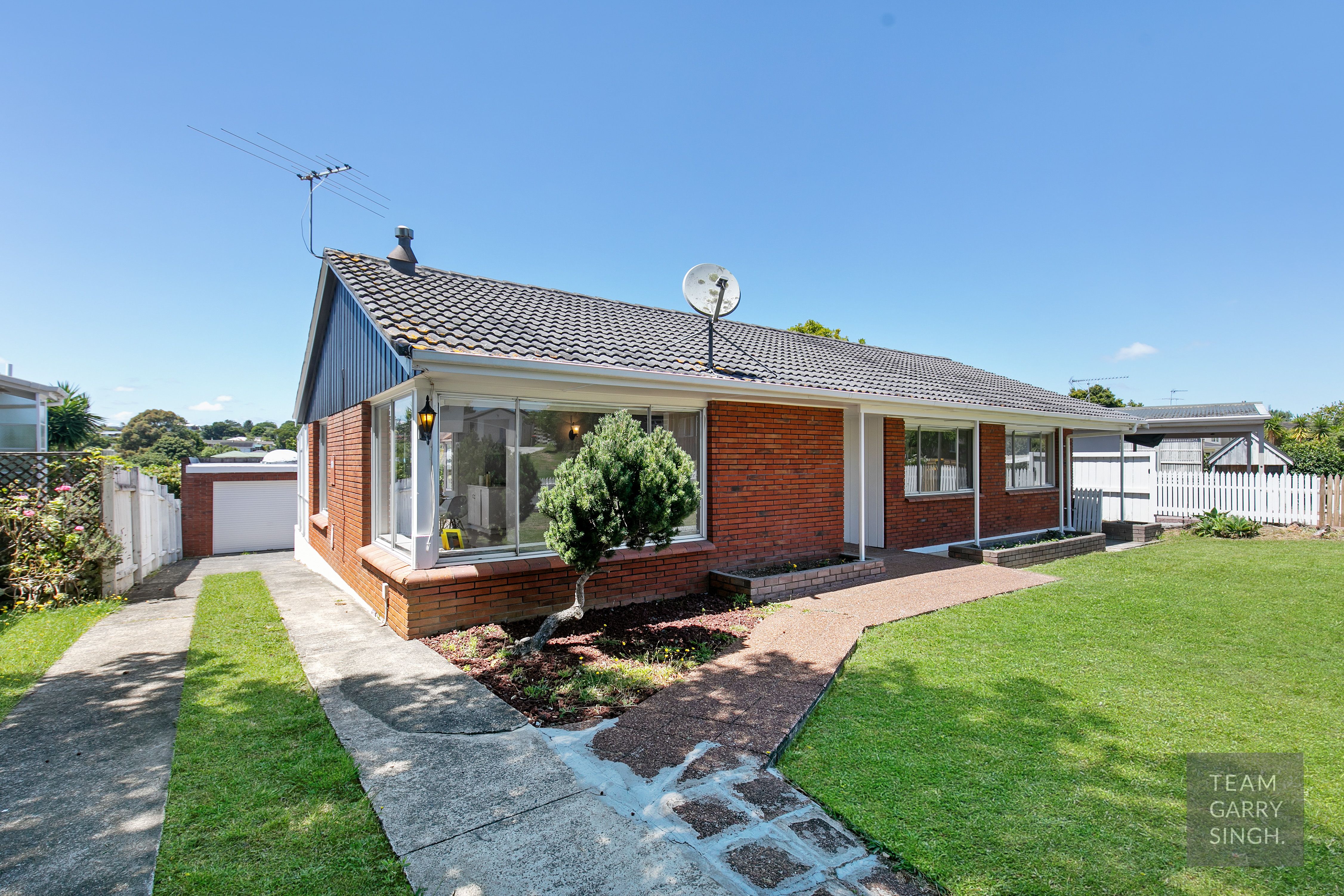 69 Angelo Avenue, Howick, Manukau City