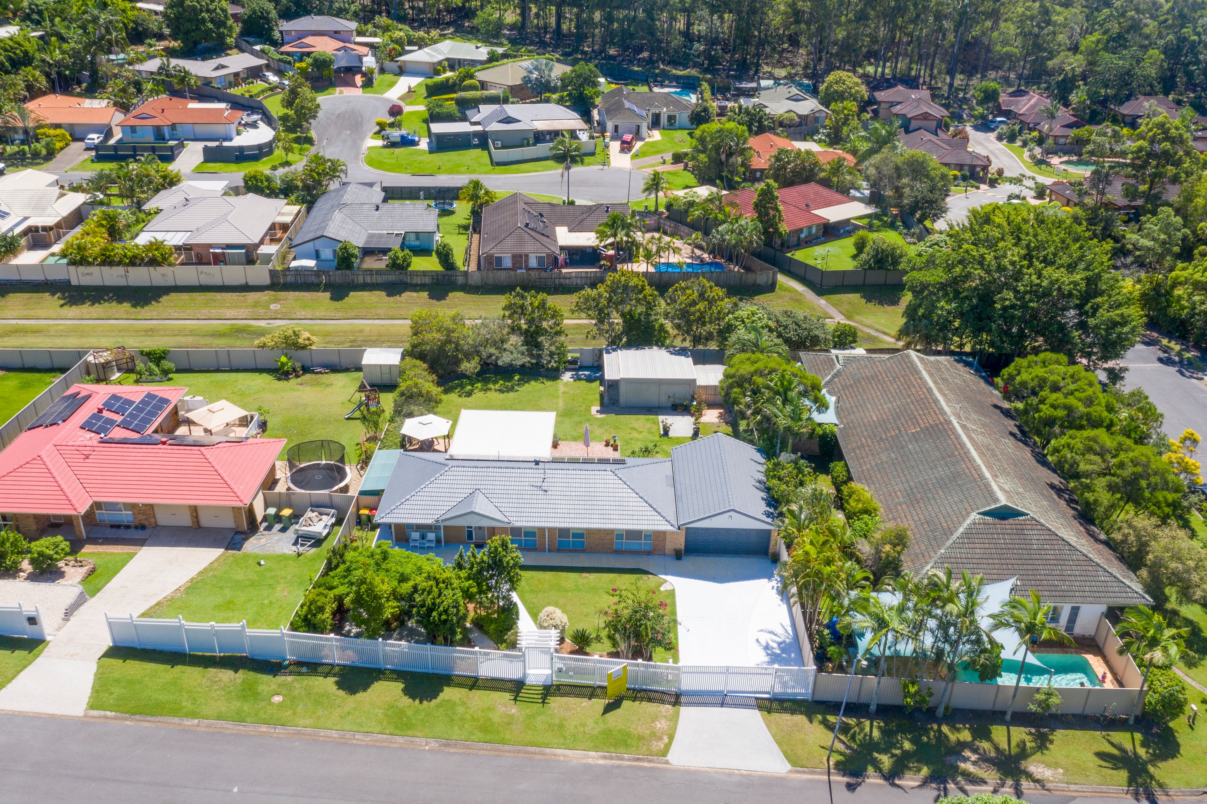 3 Grimsdyke Court, Molendinar, QLD 4214