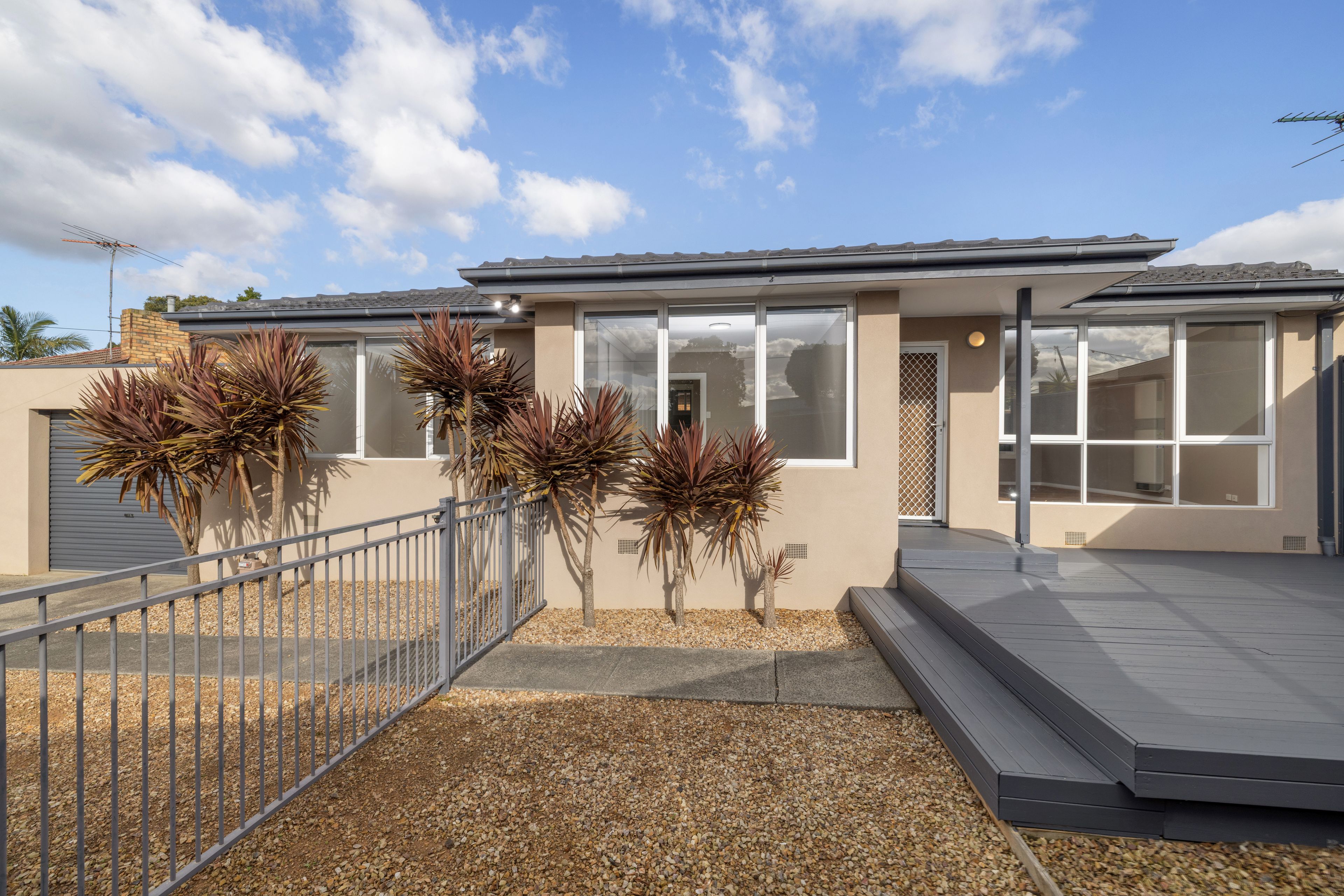 4 Burton Court, Bayswater VIC 3153