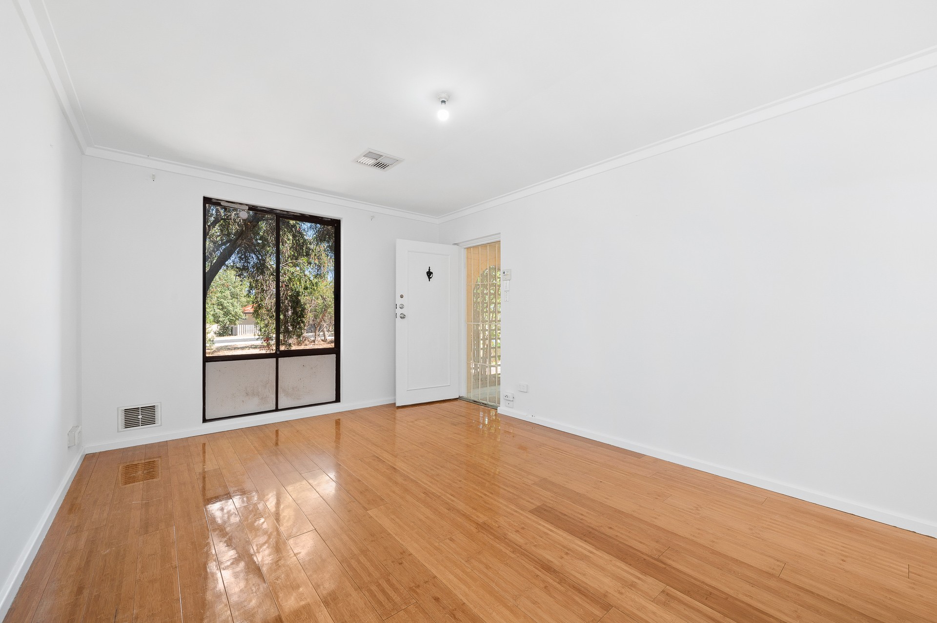 41 Hefron Way, Parmelia, WA 6167