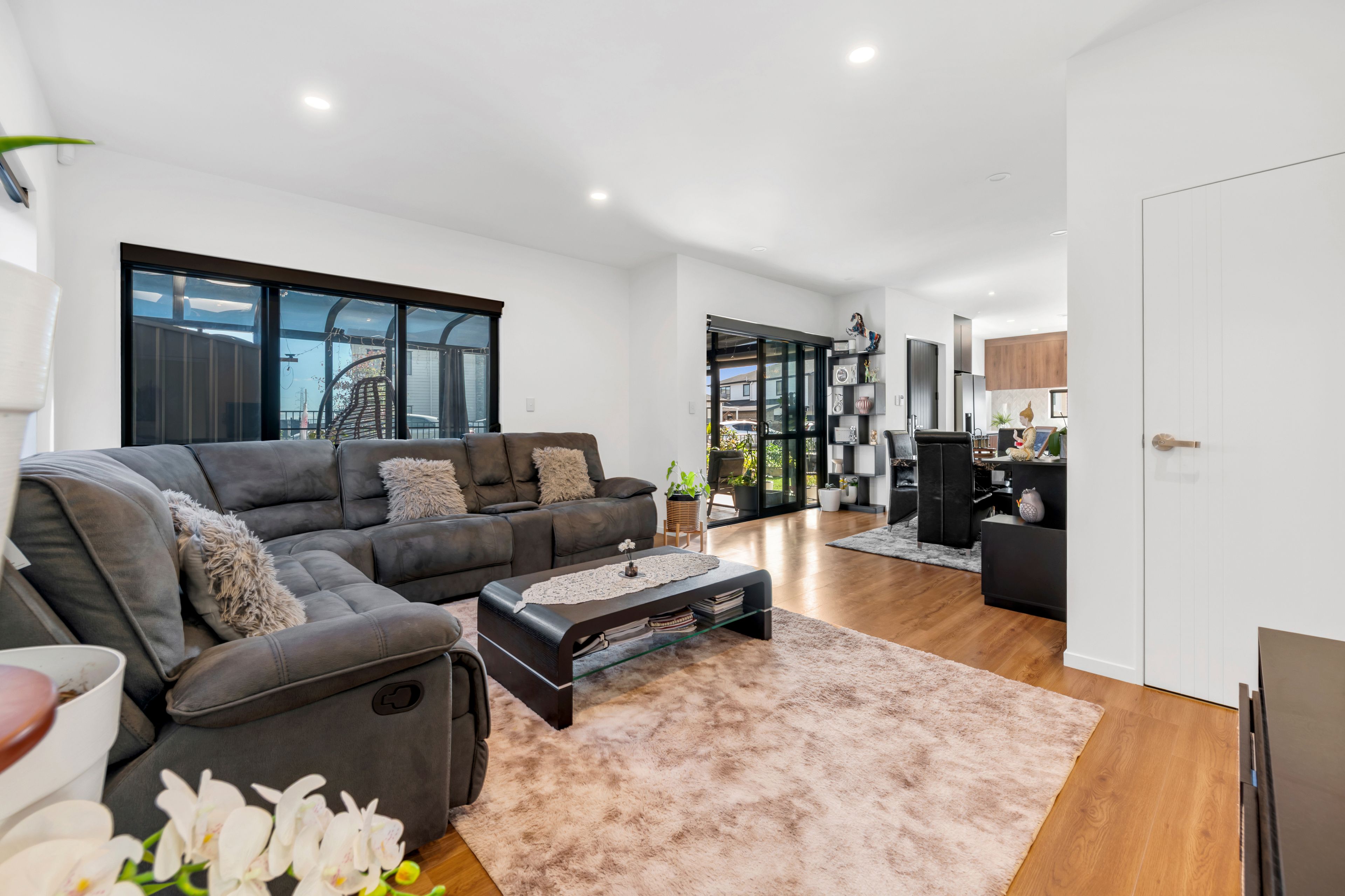 23 Tannaghmore Drive, Flat Bush, Manukau City