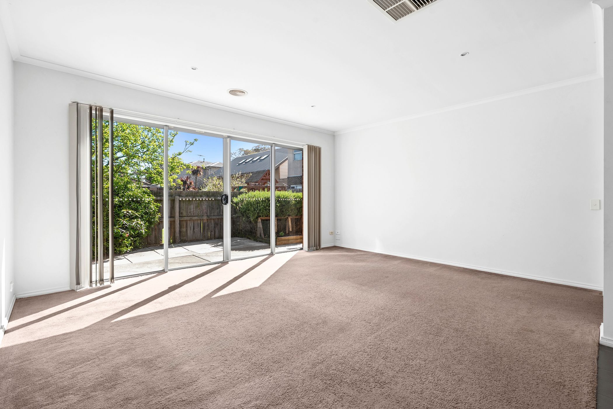 3/15 Pine Avenue, North Shore, VIC 3214