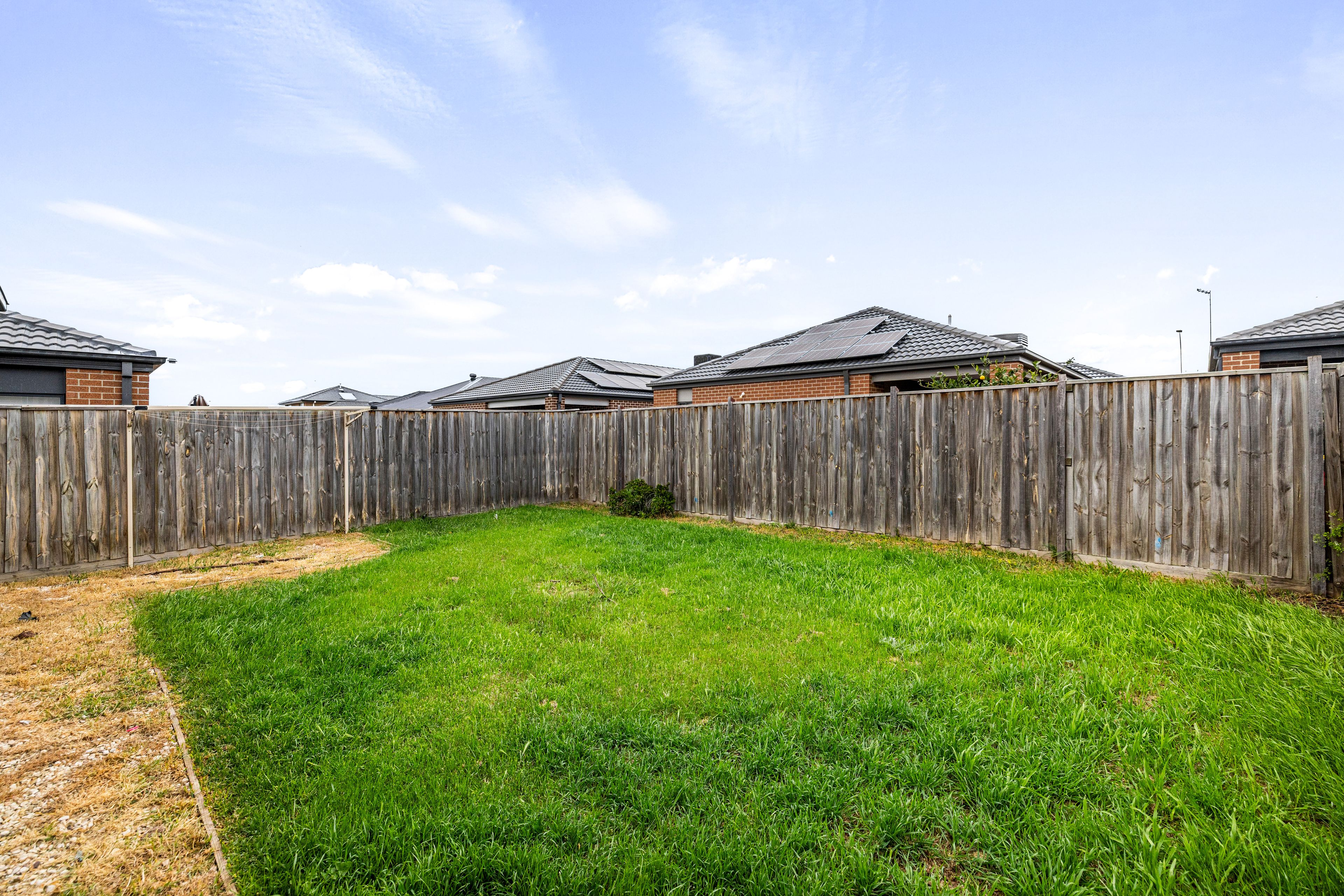 15 Farrier Road — photo 18 of 18