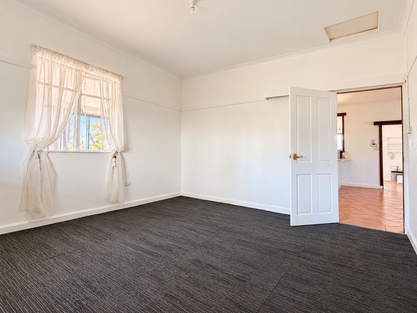10 Lodge Street — photo 12 of 26