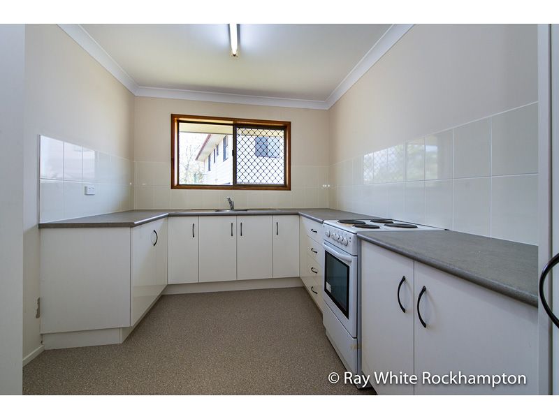 75 Capricorn Crescent, Norman Gardens, QLD 4701