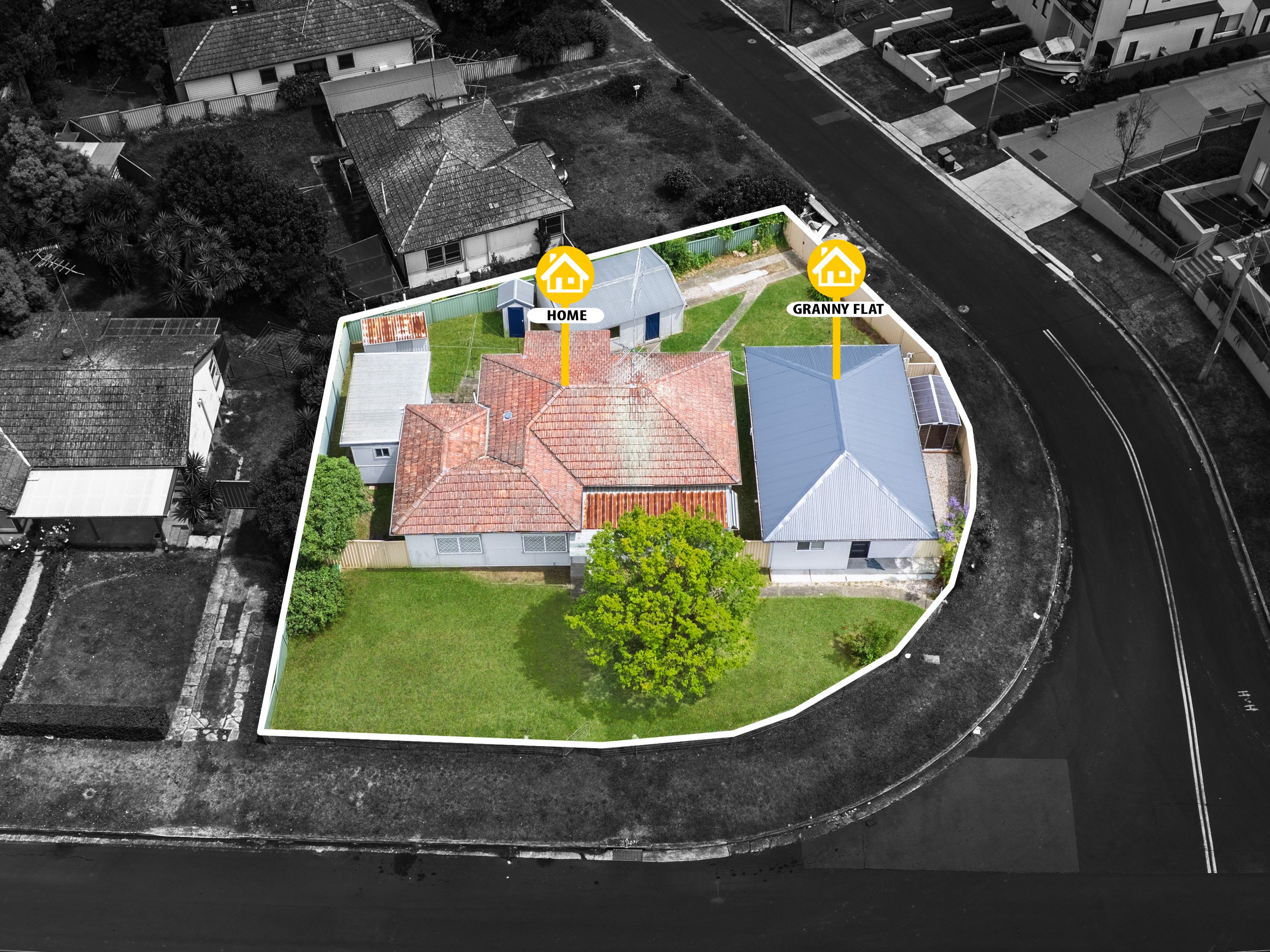 62 & 62a Farnsworth Avenue , Campbelltown NSW 2560