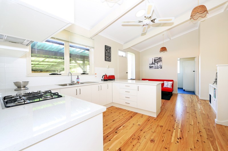 3 Albatross Road, Nowra, NSW 2541