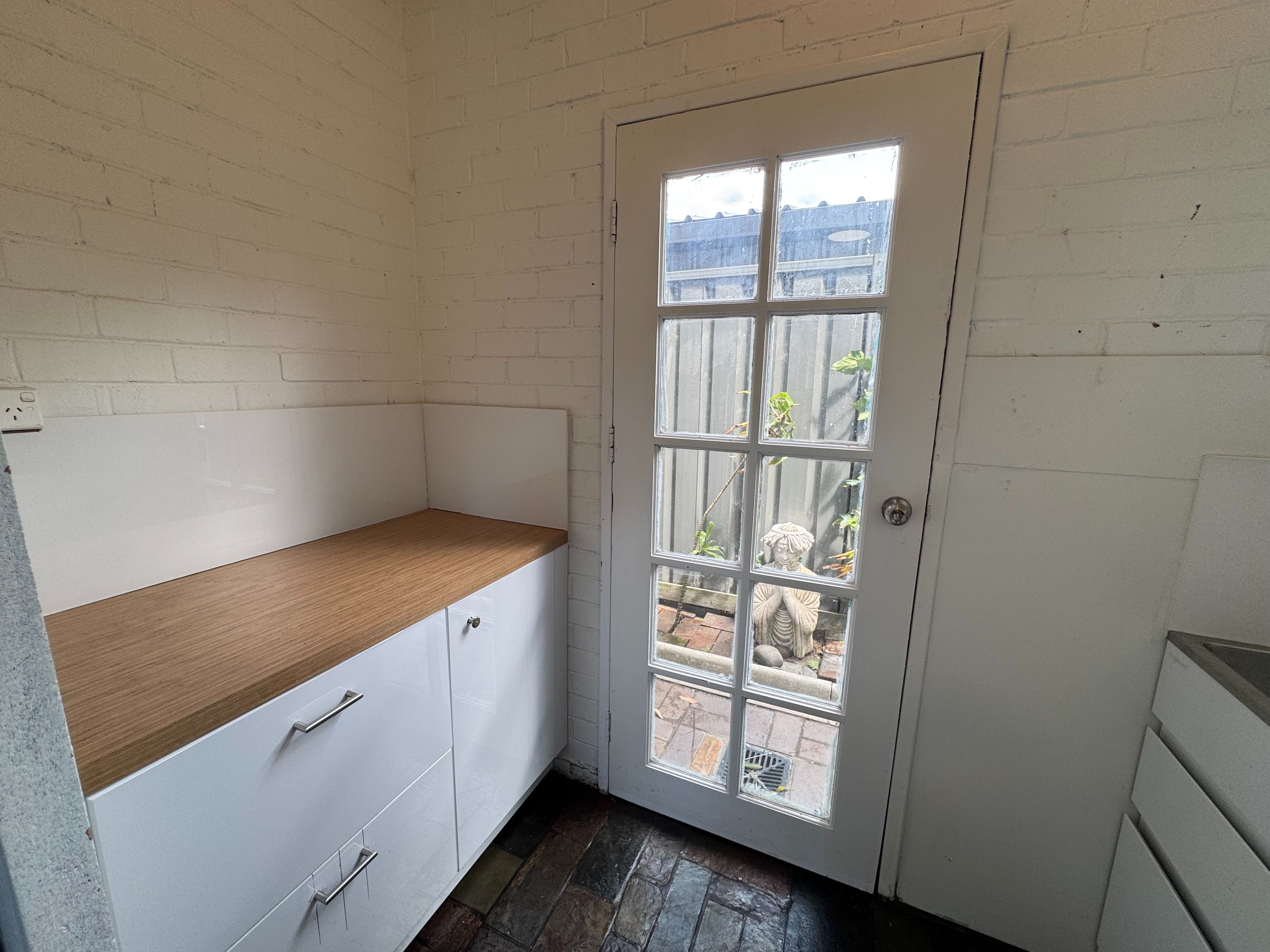 56 Watts Road — photo 6 of 20