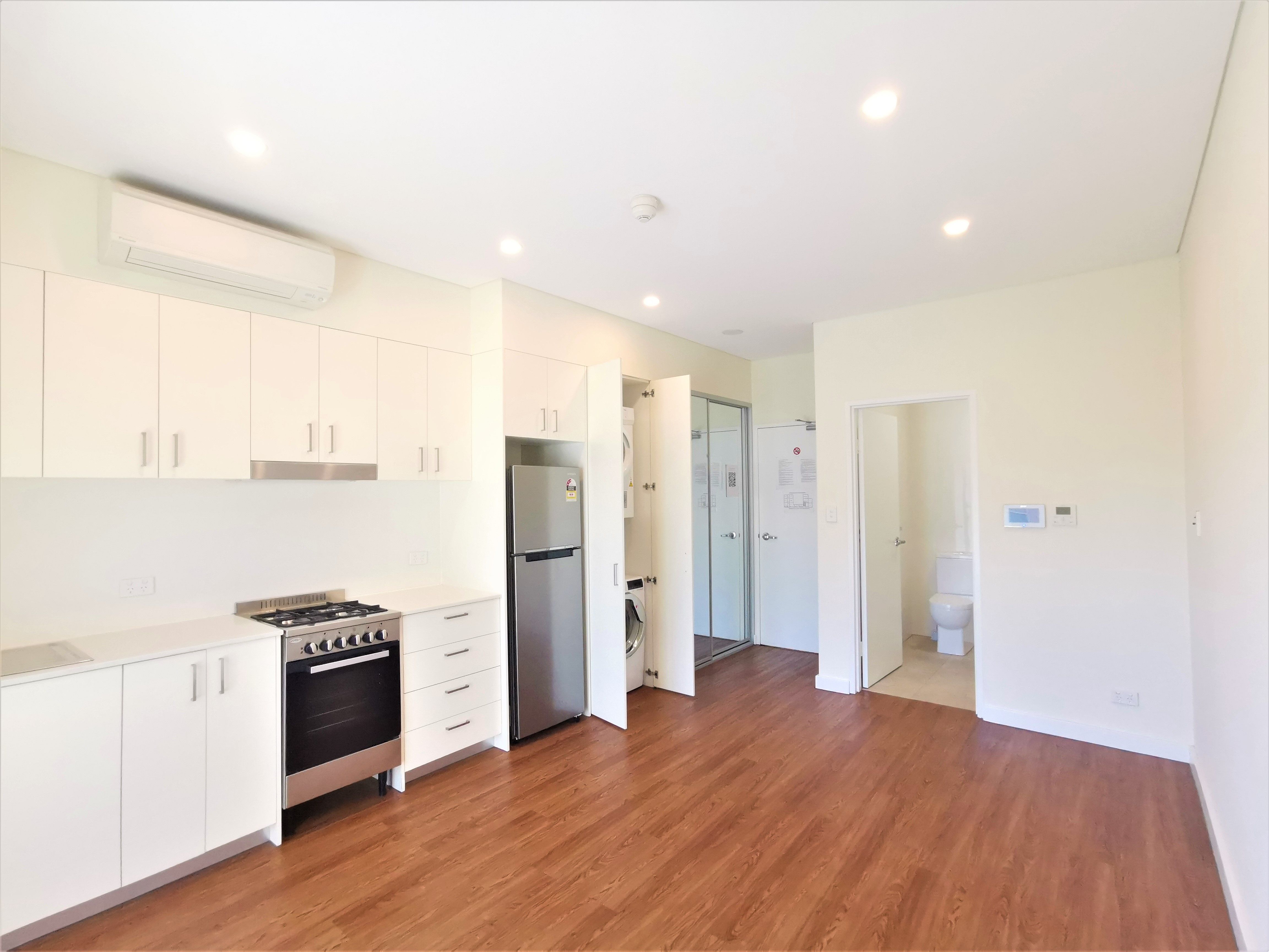 6/64 LORRAINE Street, Peakhurst, NSW 2210