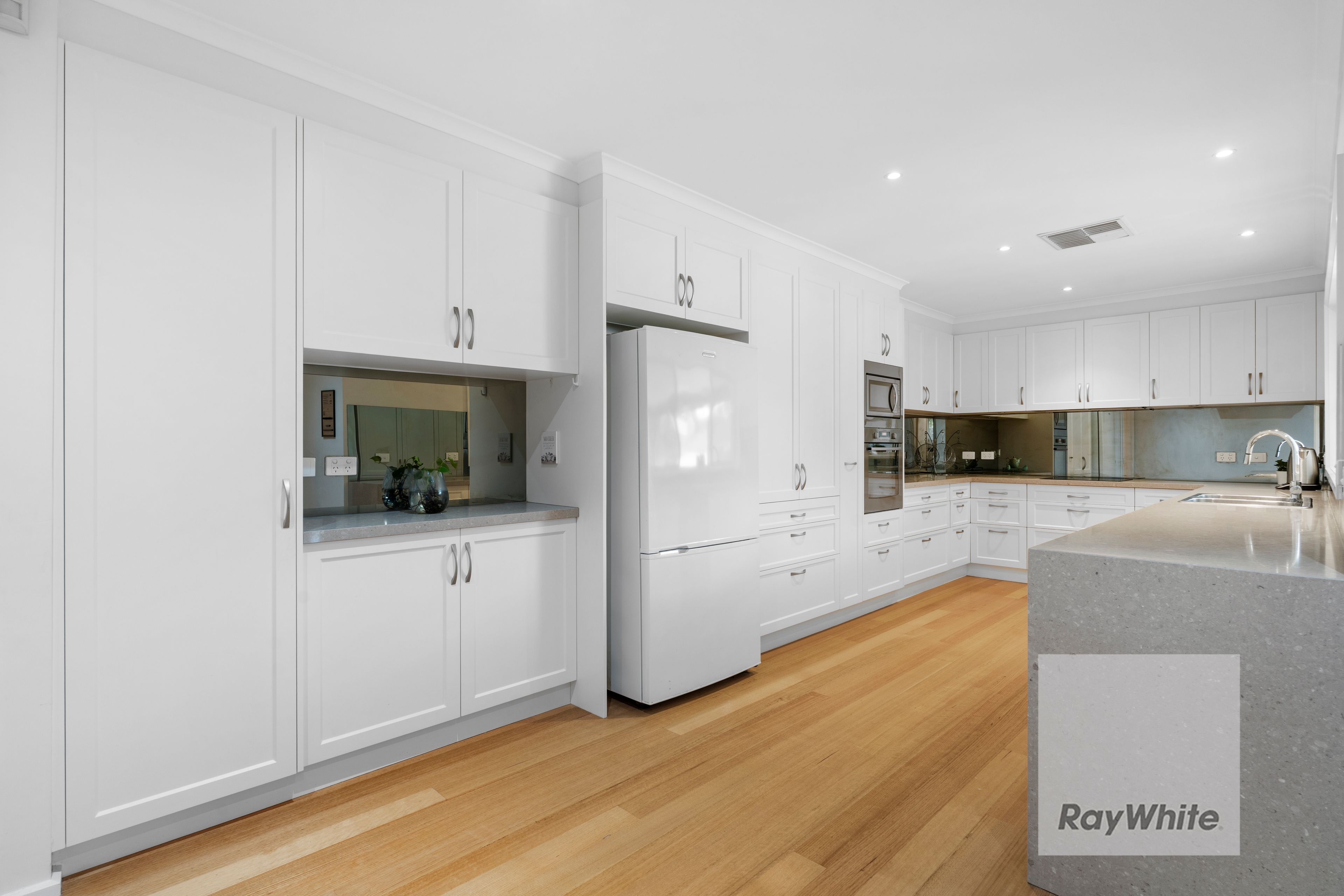 5 Balanda Court, Bundoora, VIC 3083