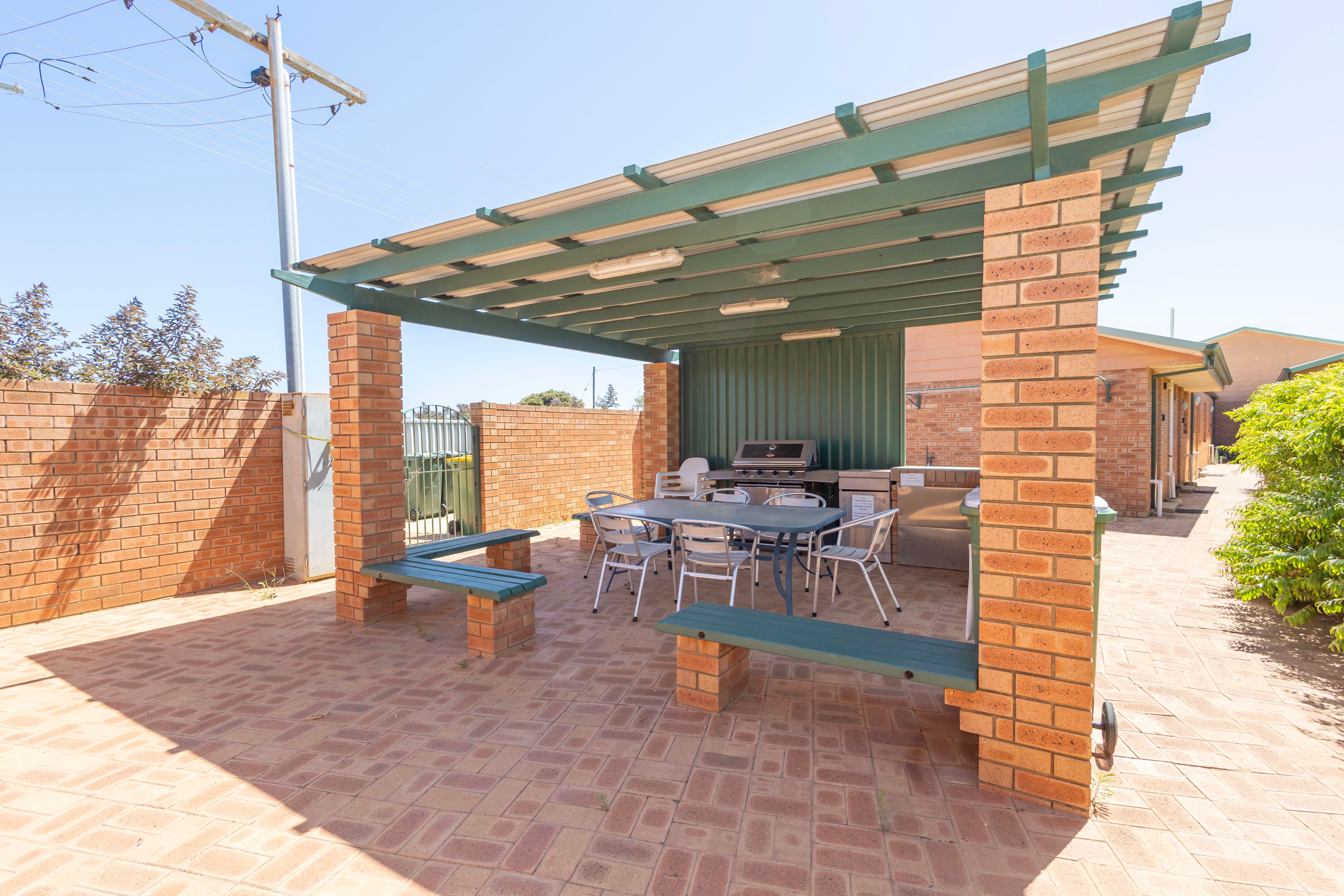 Unit 6/36 Nairn Street — photo 3 of 19