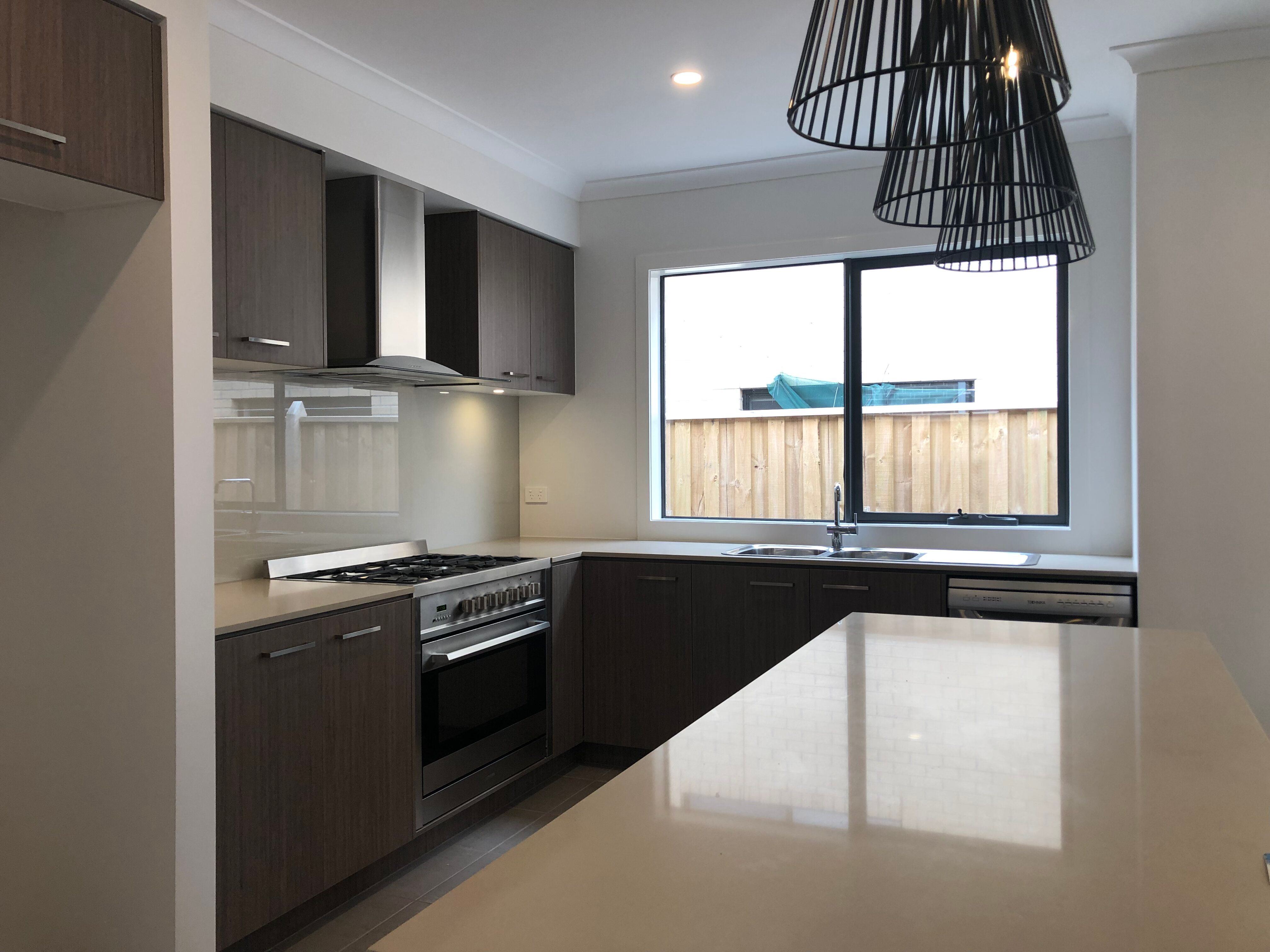 27 Curzon Street, Clyde North, VIC 3978