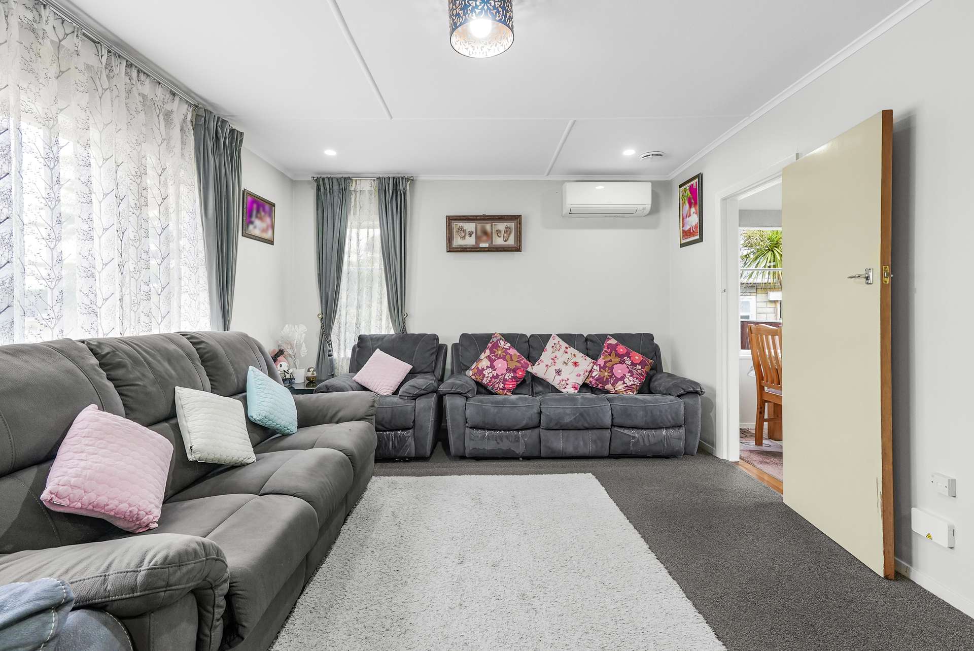 17 Nelson Crescent photo 4
